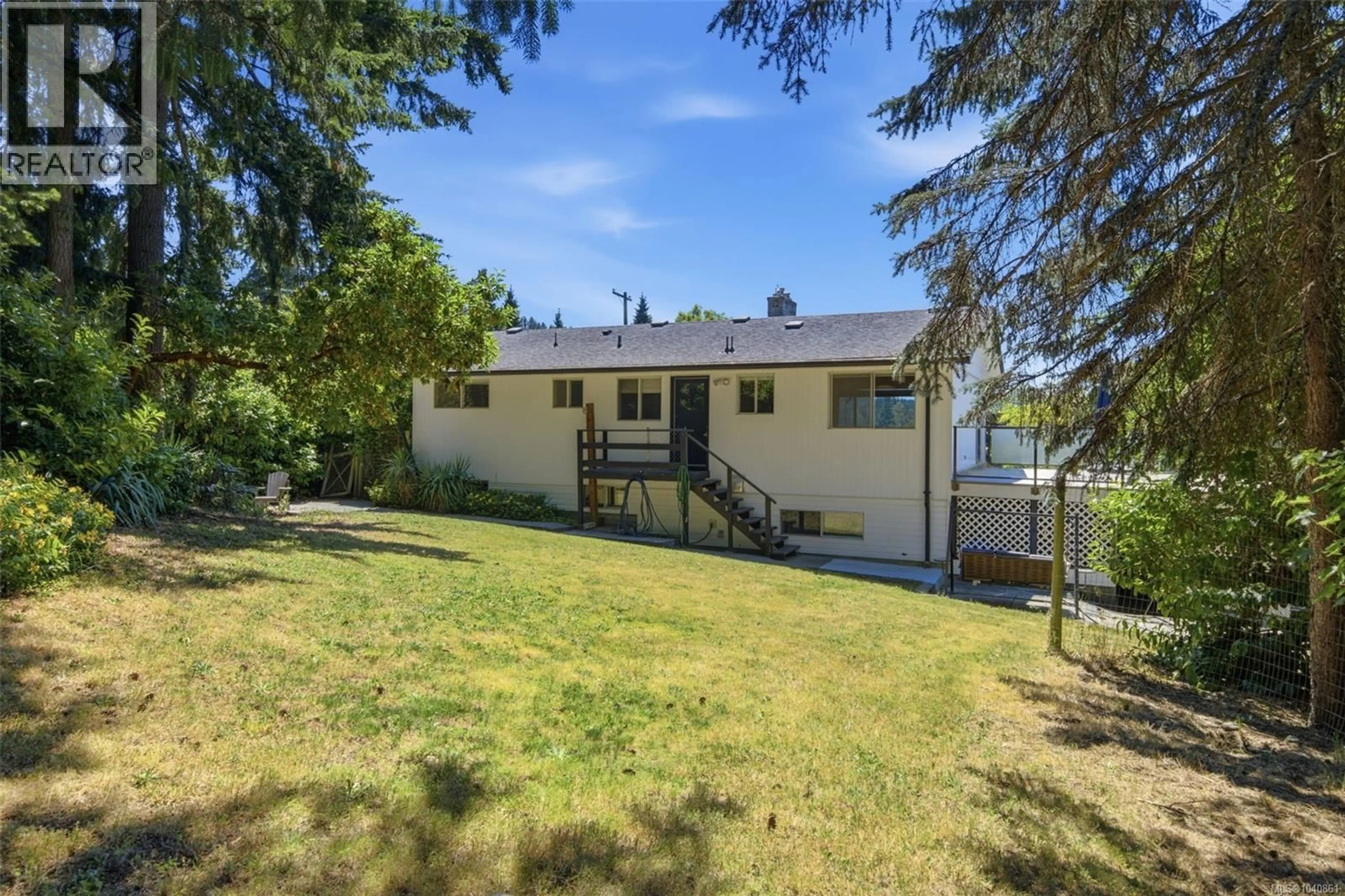 A pic from outside/outdoor area/front of a property/back of a property/a pic from drone, unknown for 2358 TANNER ROAD, Central Saanich British Columbia V8Z5P7