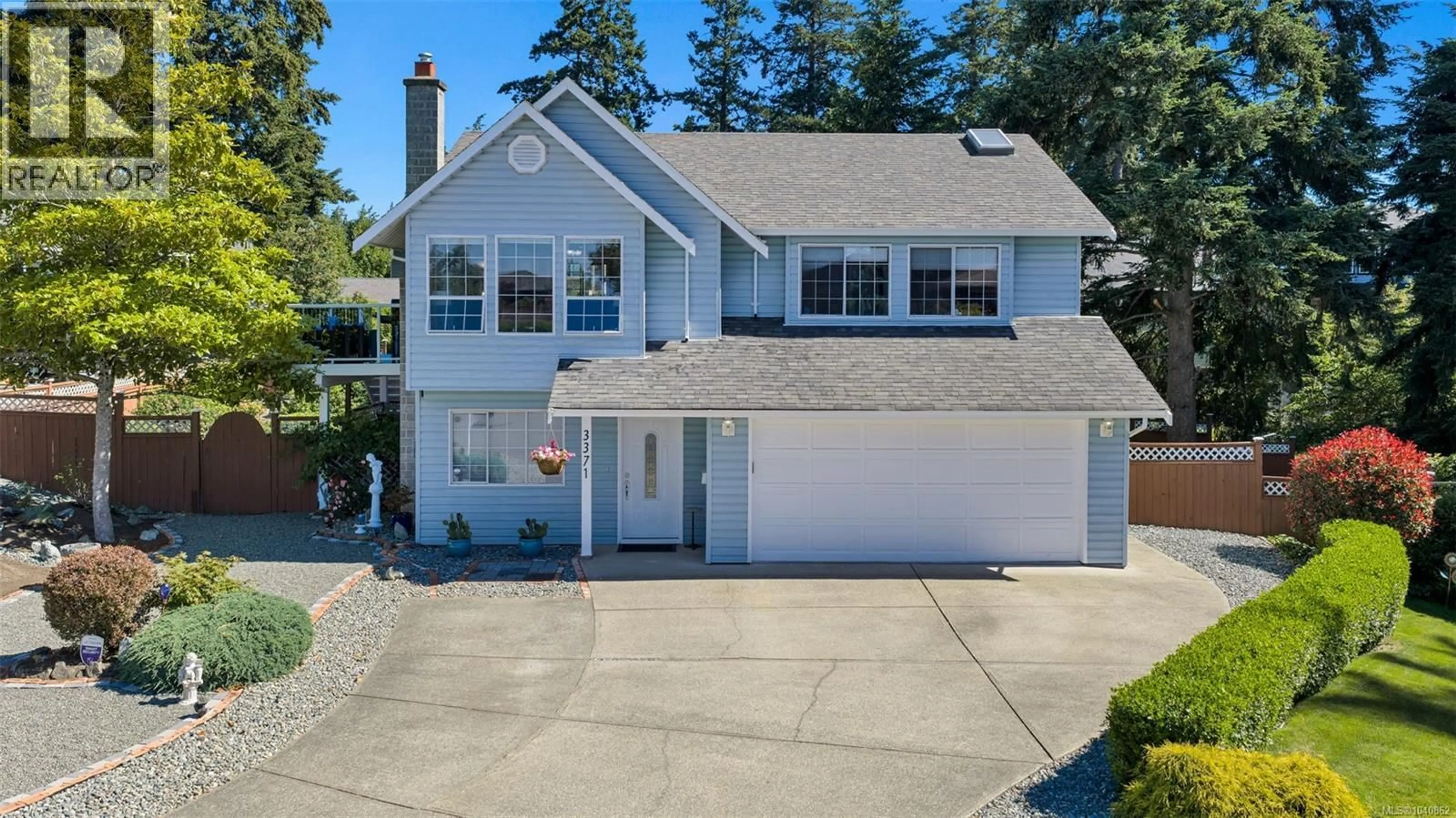 Home with vinyl exterior material, water/lake/river/ocean view for 3371 BILLHIRST PLACE, Colwood British Columbia V9C3S6