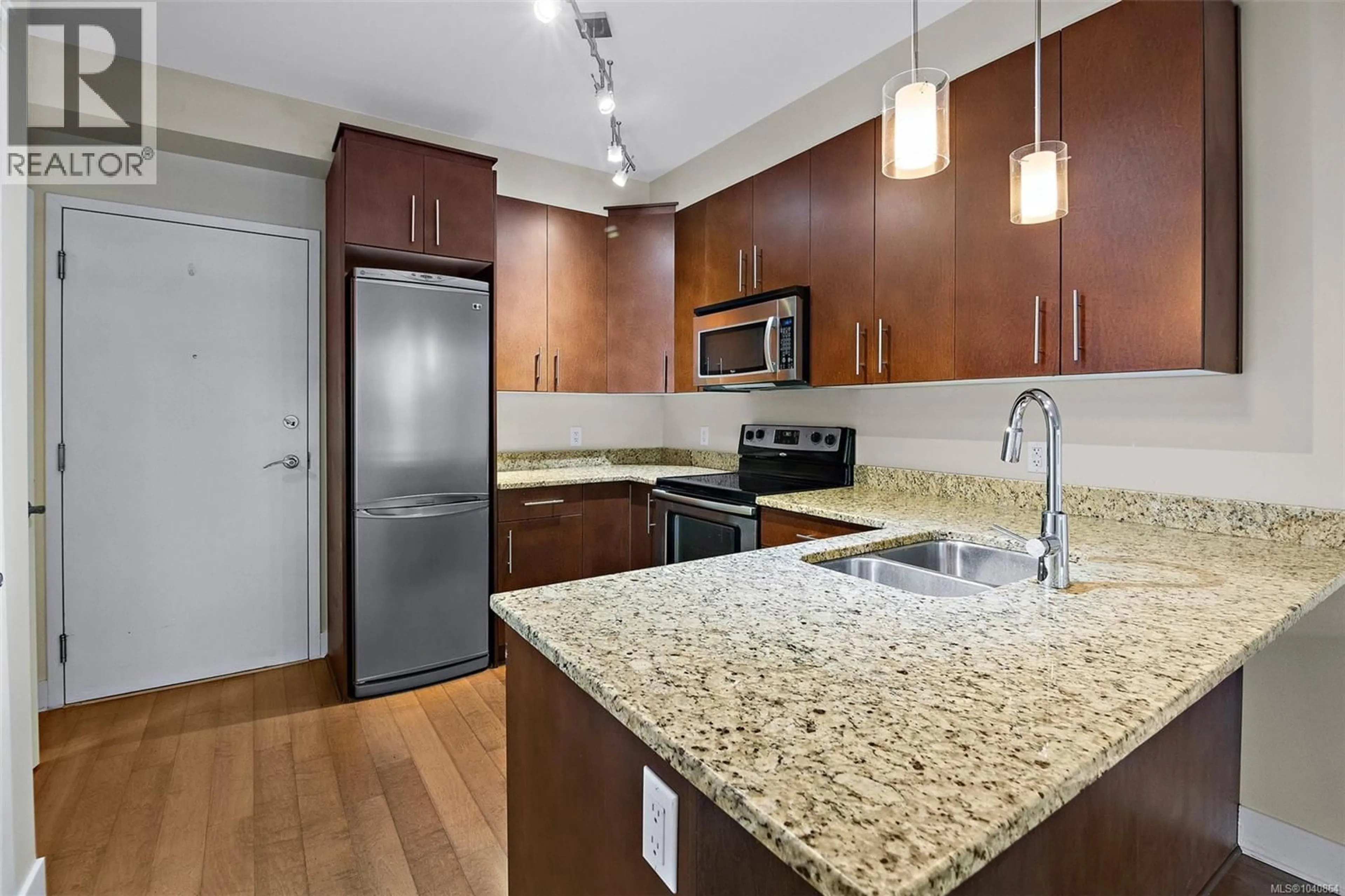 Standard kitchen, unknown for 107 - 21 CONARD STREET, View Royal British Columbia V8Z0C4