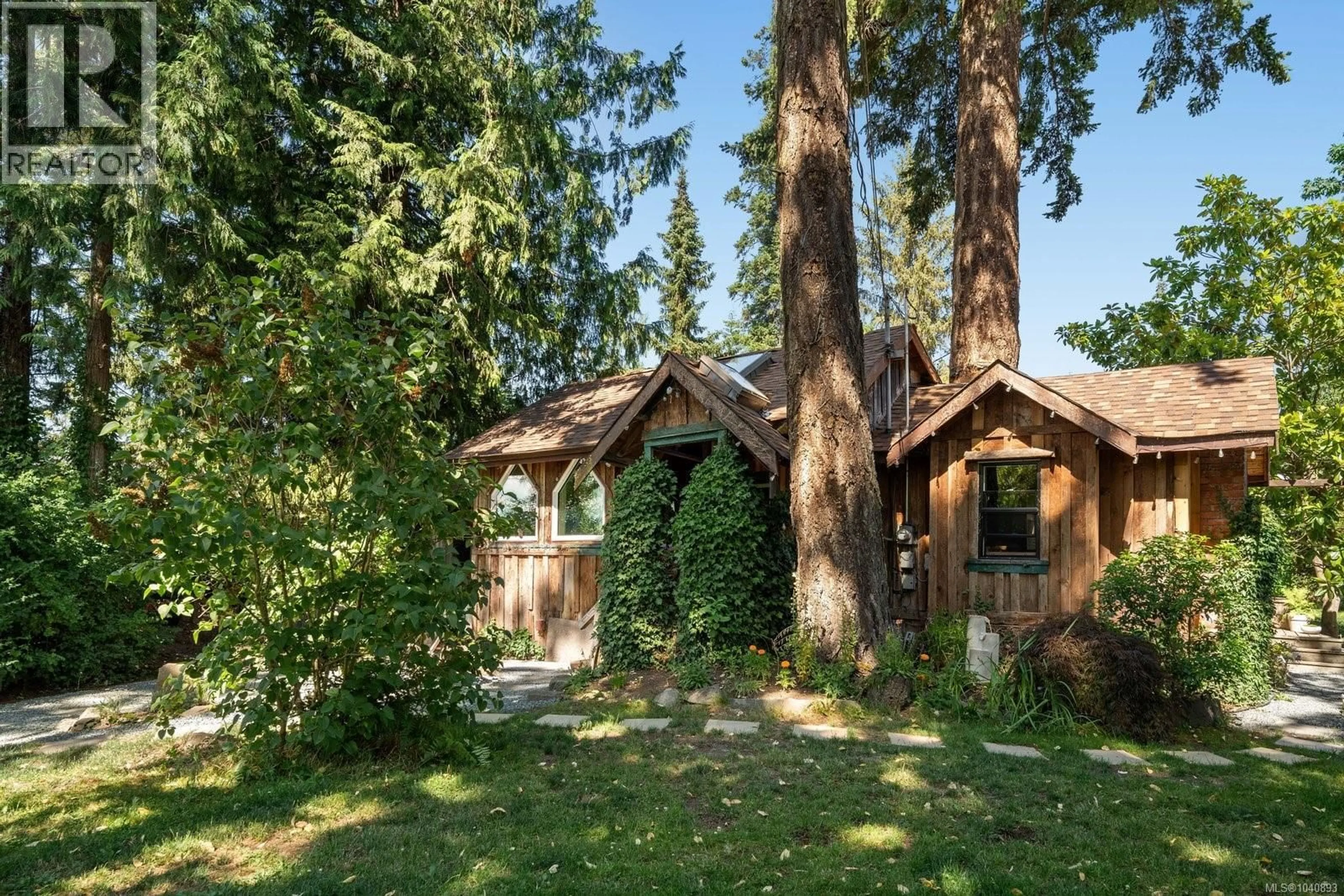 Unknown for 10301 WEST SAANICH ROAD, North Saanich British Columbia V8L5T8