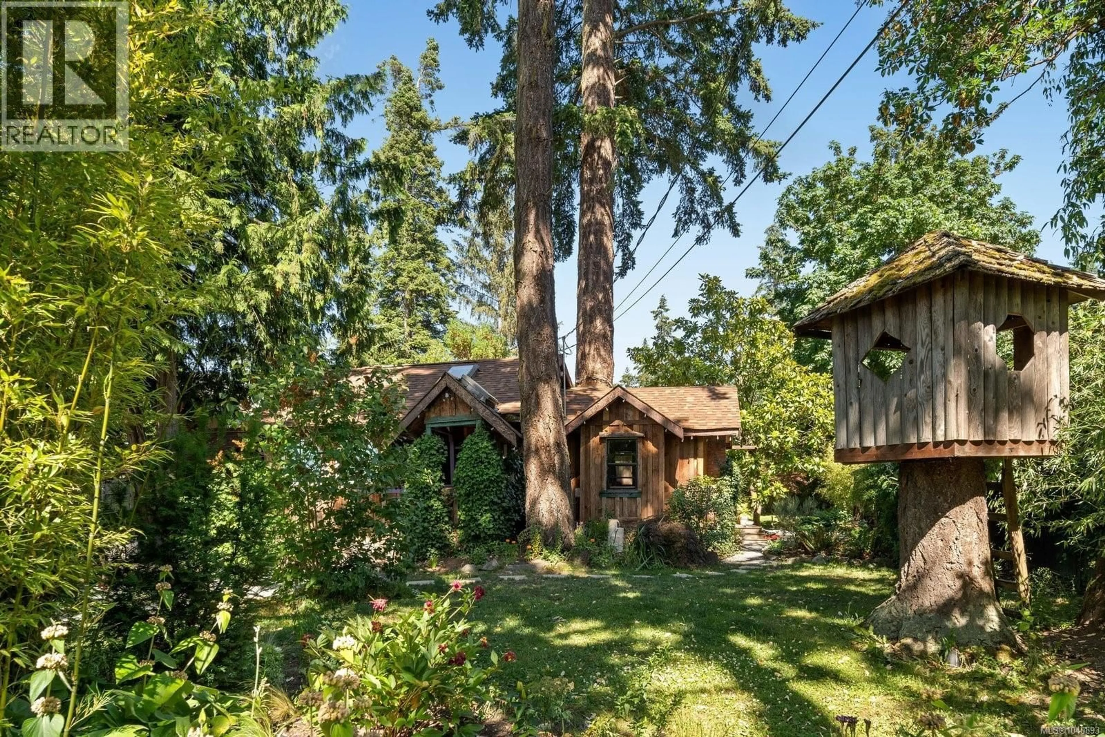 Patio, forest/trees view for 10301 WEST SAANICH ROAD, North Saanich British Columbia V8L5T8