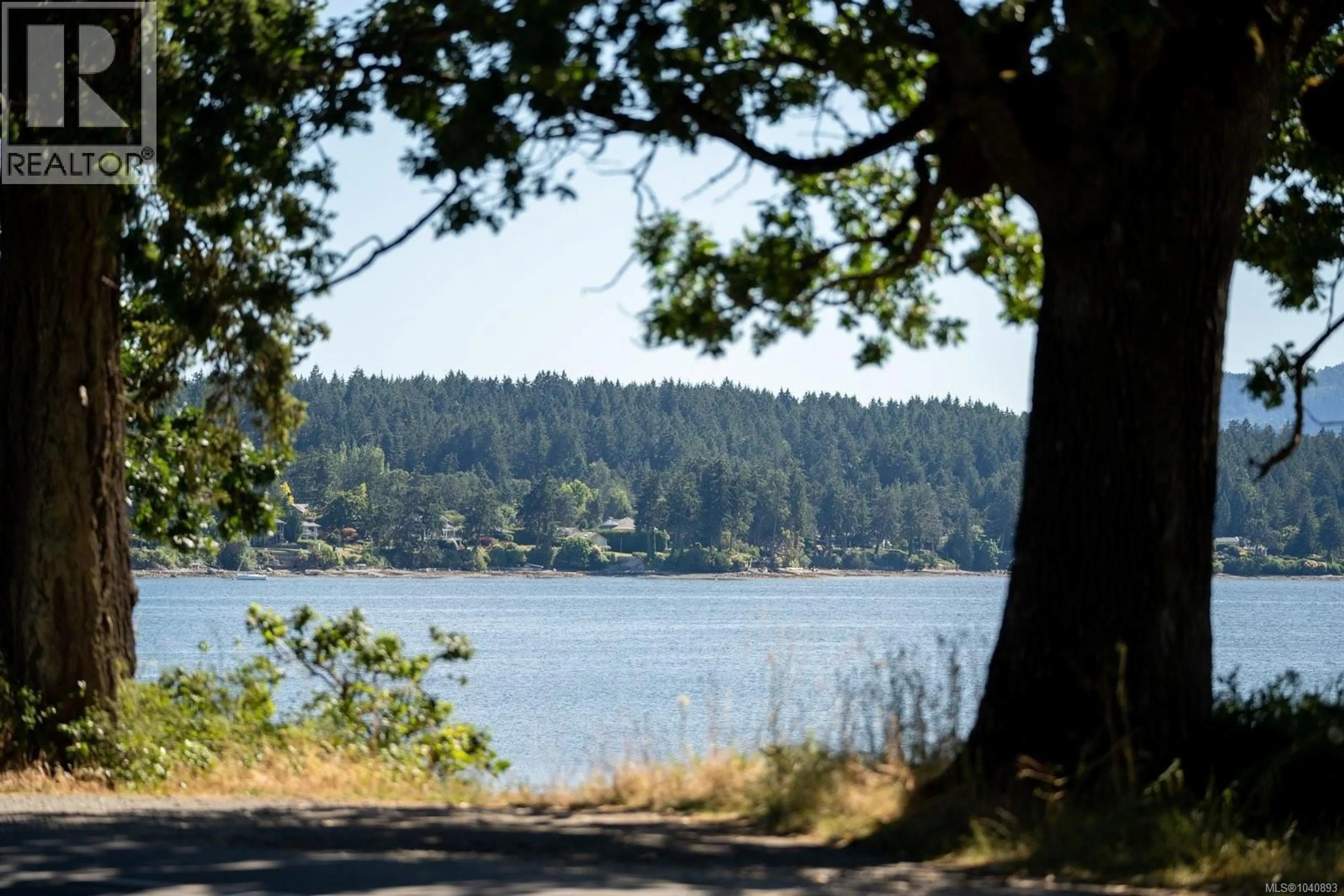 Patio, water/lake/river/ocean view for 10301 WEST SAANICH ROAD, North Saanich British Columbia V8L5T8