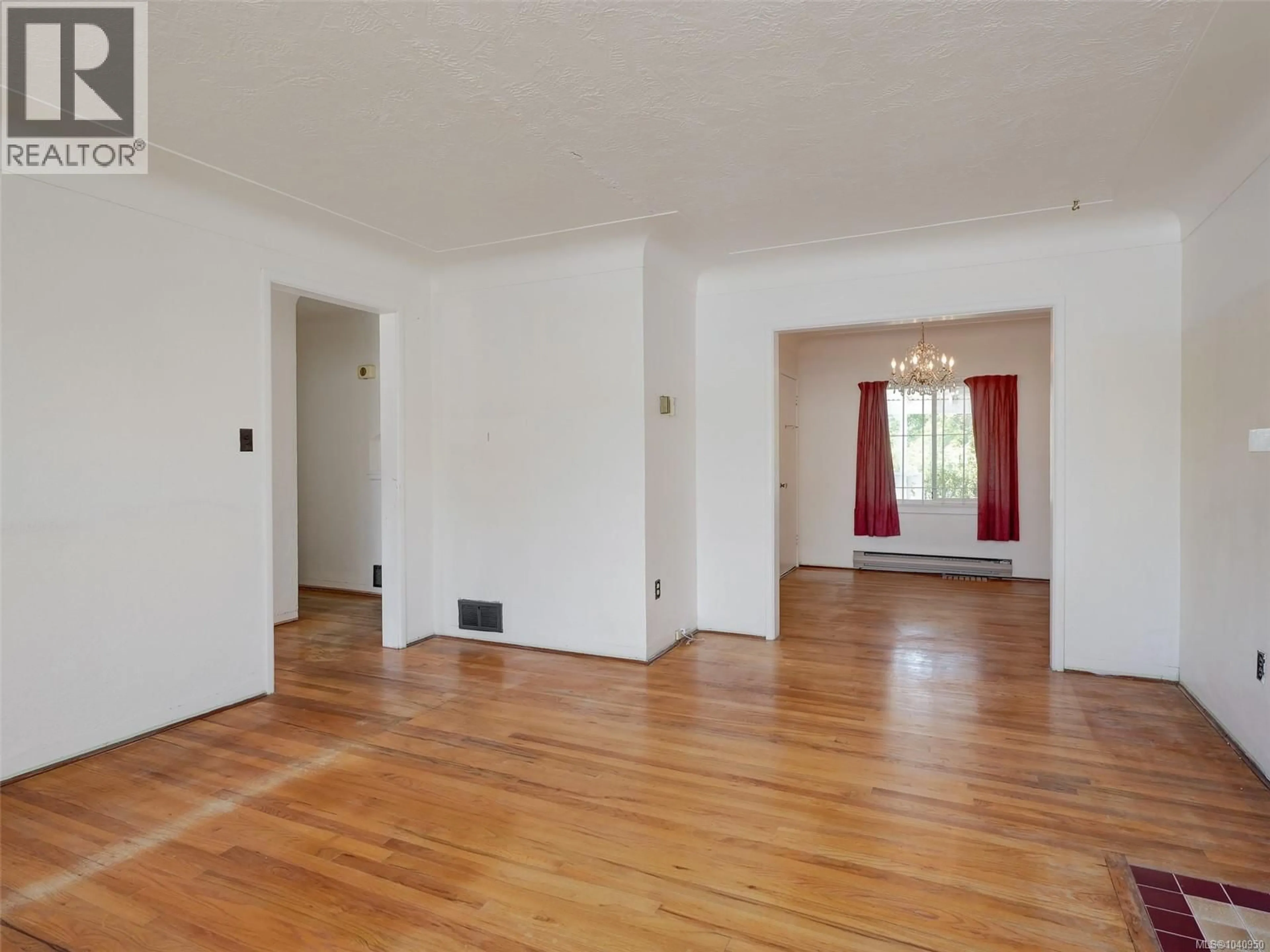 A pic of a room for 3832 CAREY ROAD, Saanich British Columbia V8Z4C4