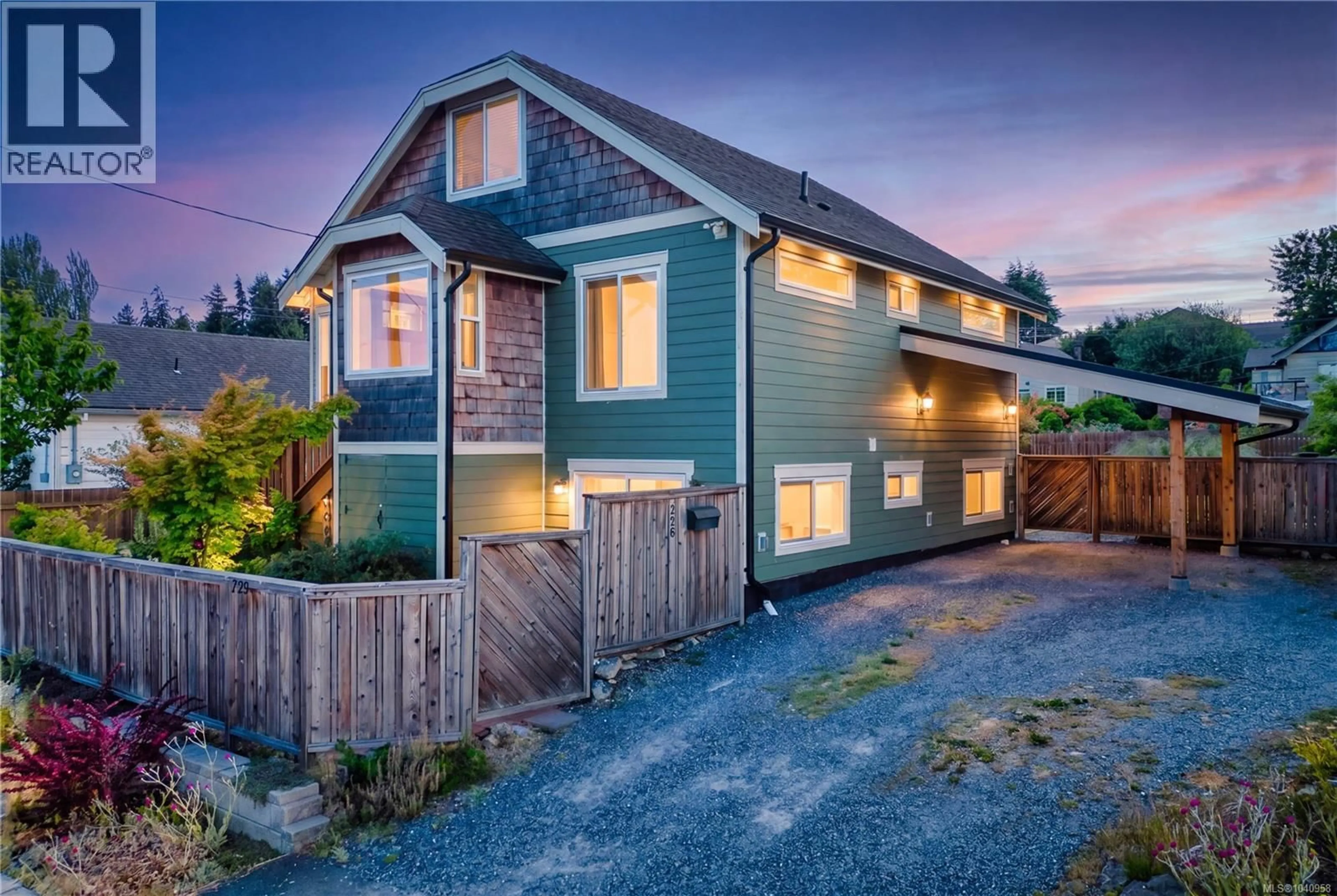 Unknown for 726 HALIBURTON STREET, Nanaimo British Columbia V9R4W7