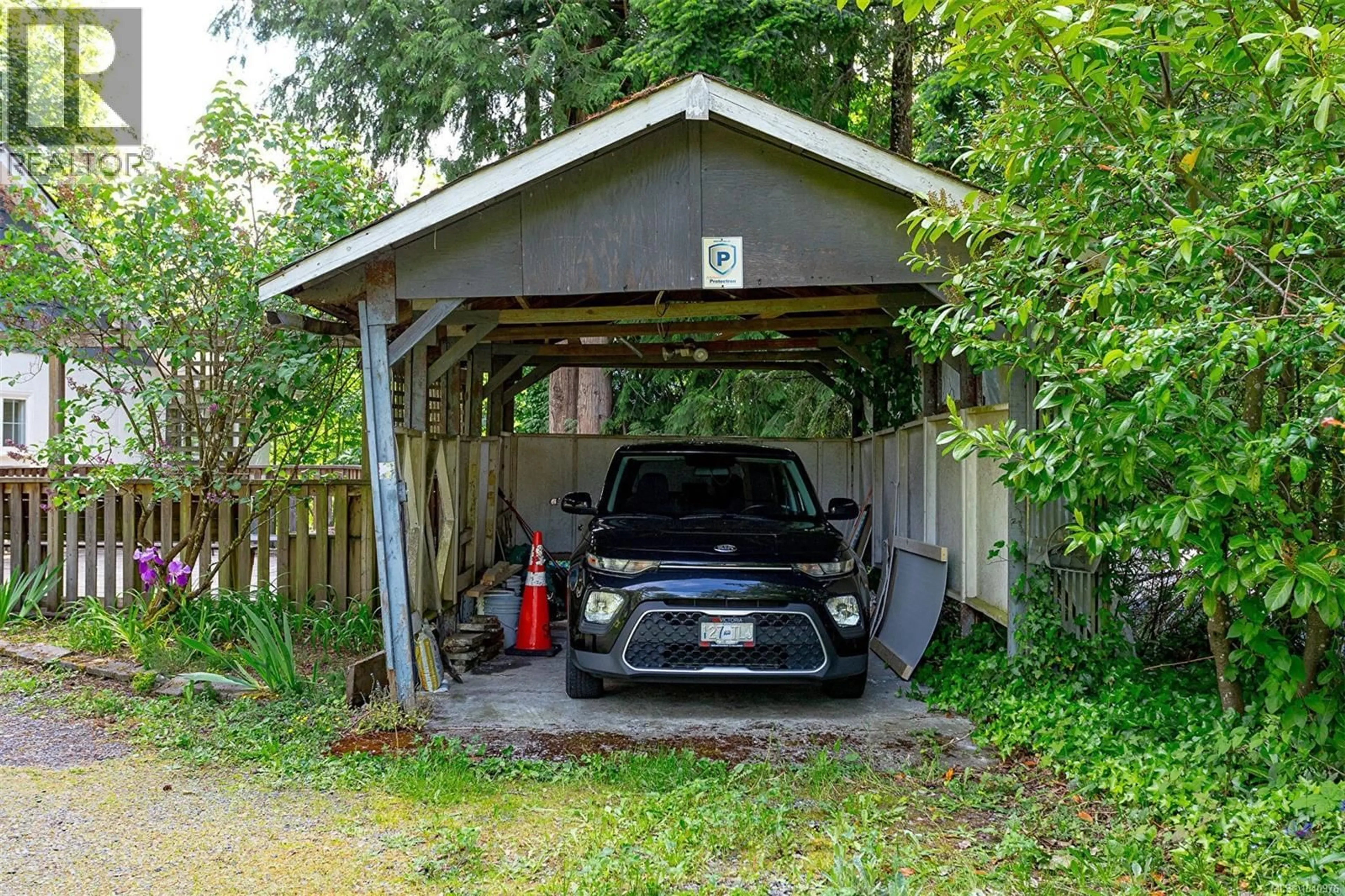 Indoor garage for 3056 GIBBINS ROAD, Duncan British Columbia V9L1E4