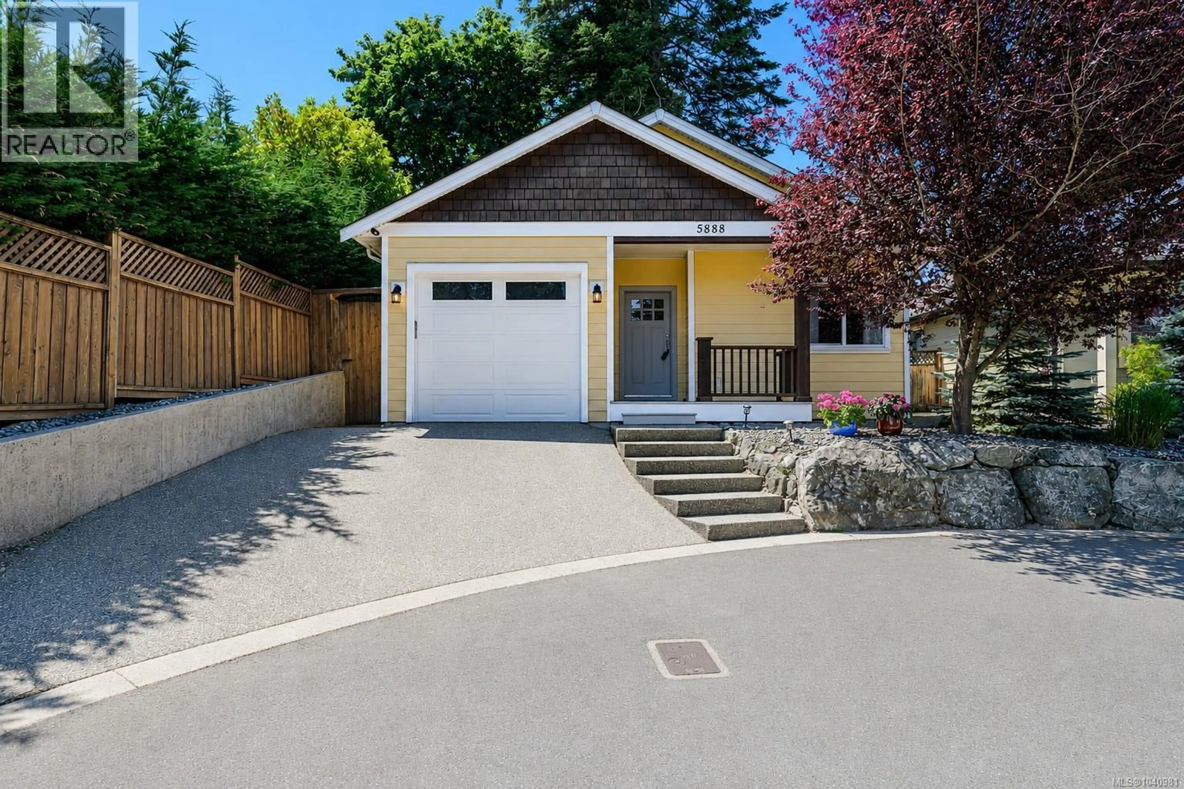 Home with vinyl exterior material, street for 5888 STONEHAVEN DRIVE, Duncan British Columbia V9L0E8