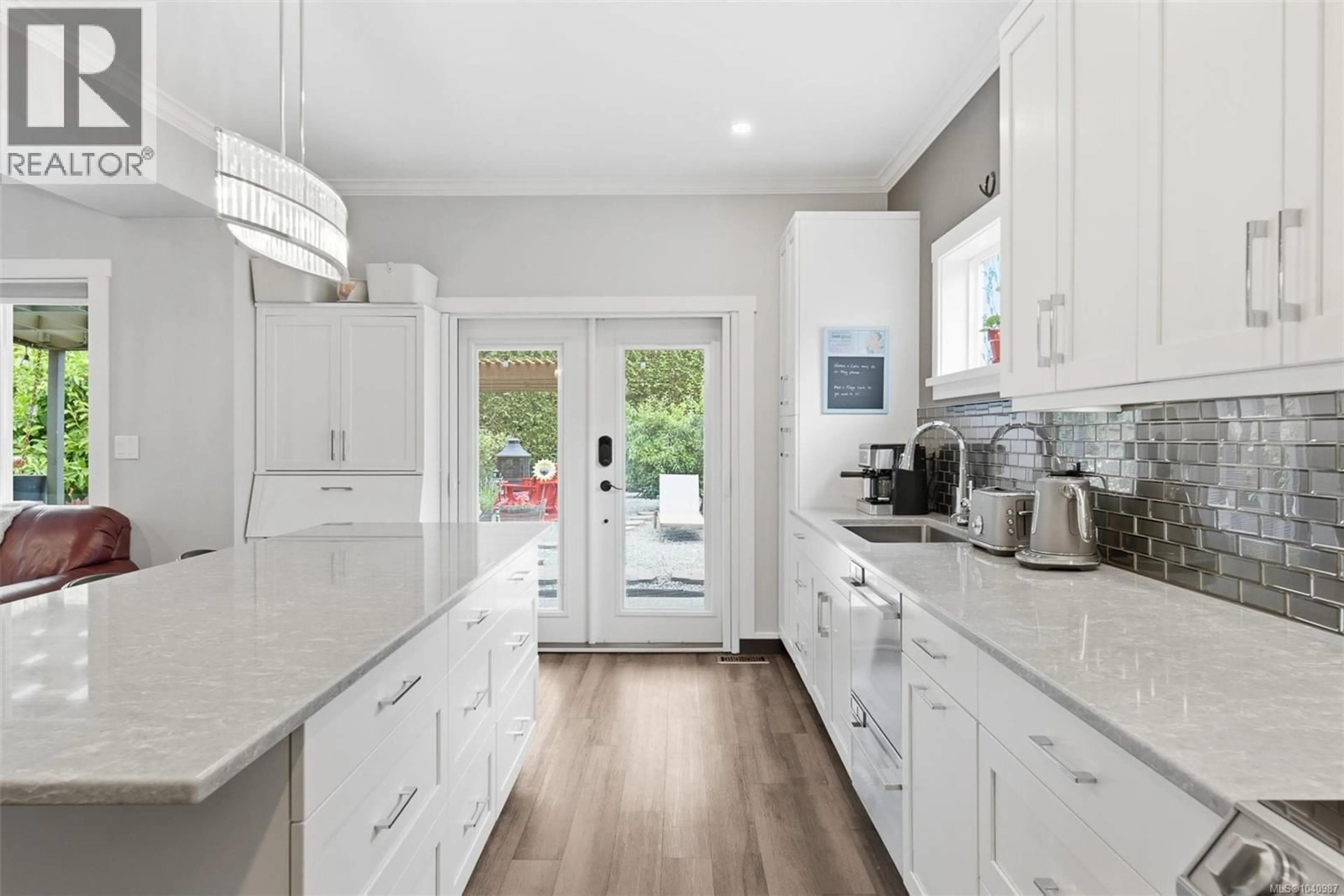 Open concept kitchen, unknown for 2997 ALOUETTE DRIVE, Langford British Columbia V9B0M6