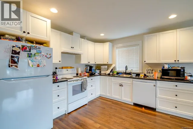 2615 5TH AVENUE, Port Alberni 3