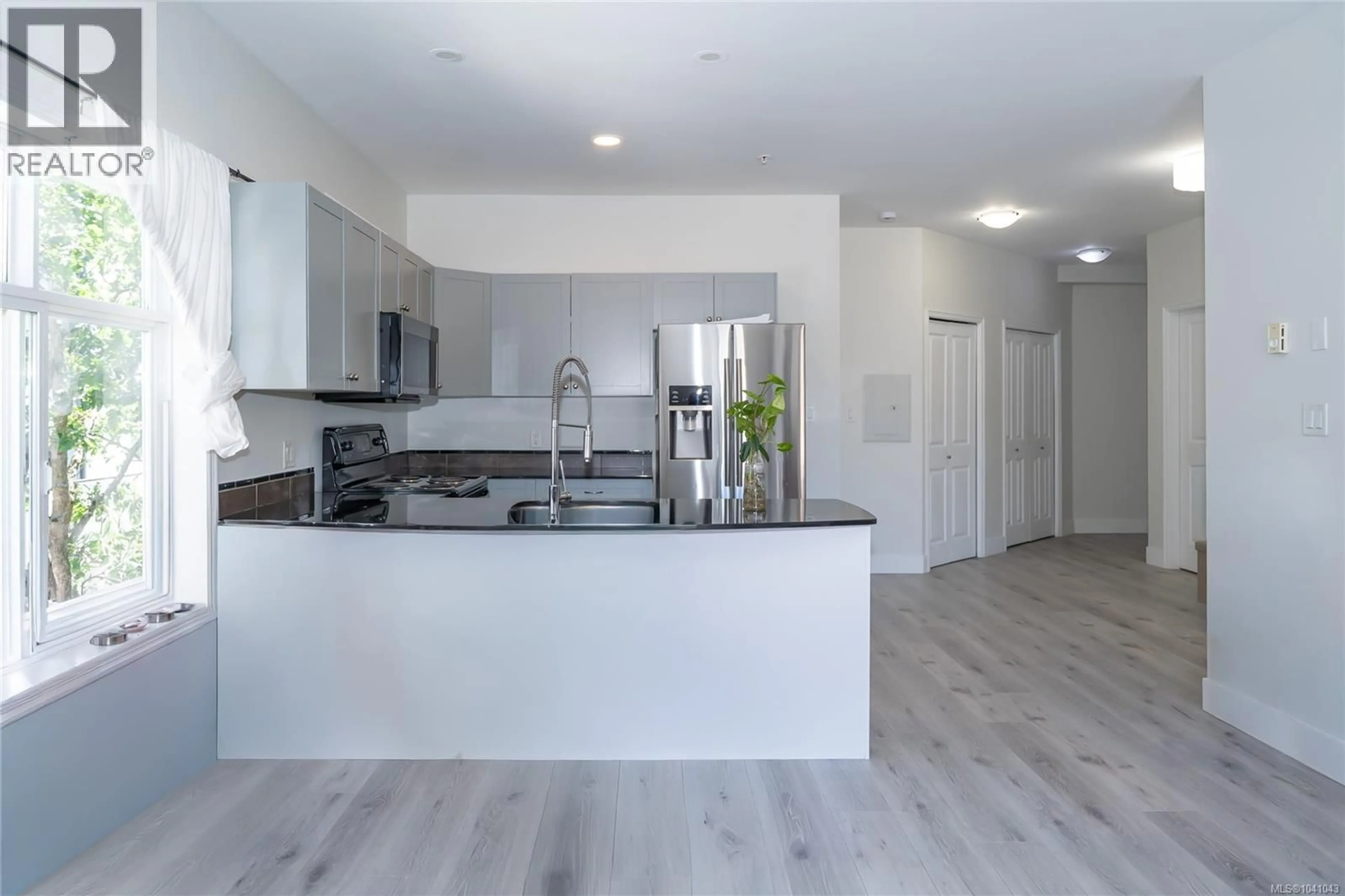 Open concept kitchen, unknown for 302 - 821 GOLDSTREAM AVENUE, Langford British Columbia V9B2X8