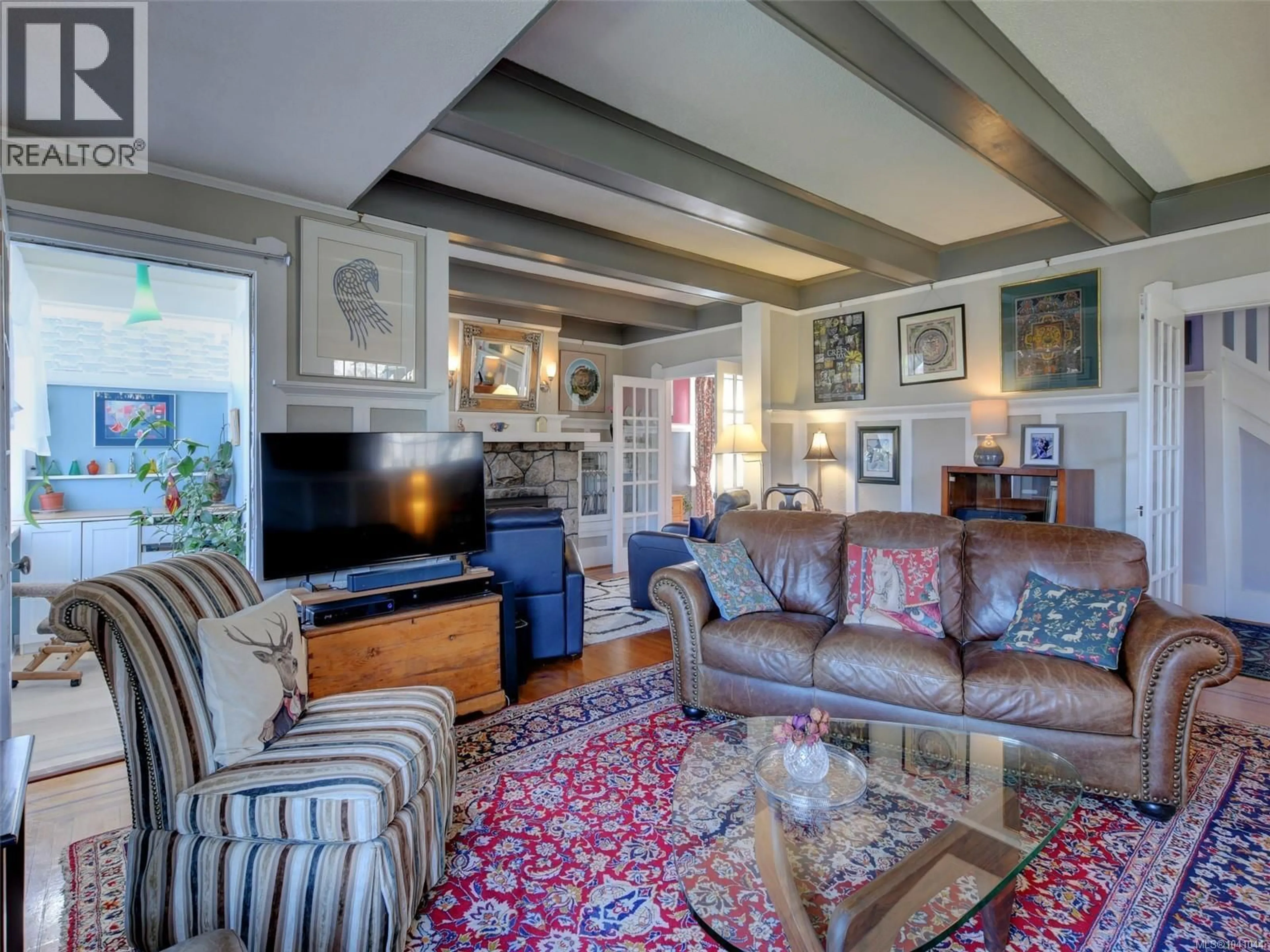 Living room with furniture, unknown for 464 STANNARD AVENUE, Victoria British Columbia V8S3M5