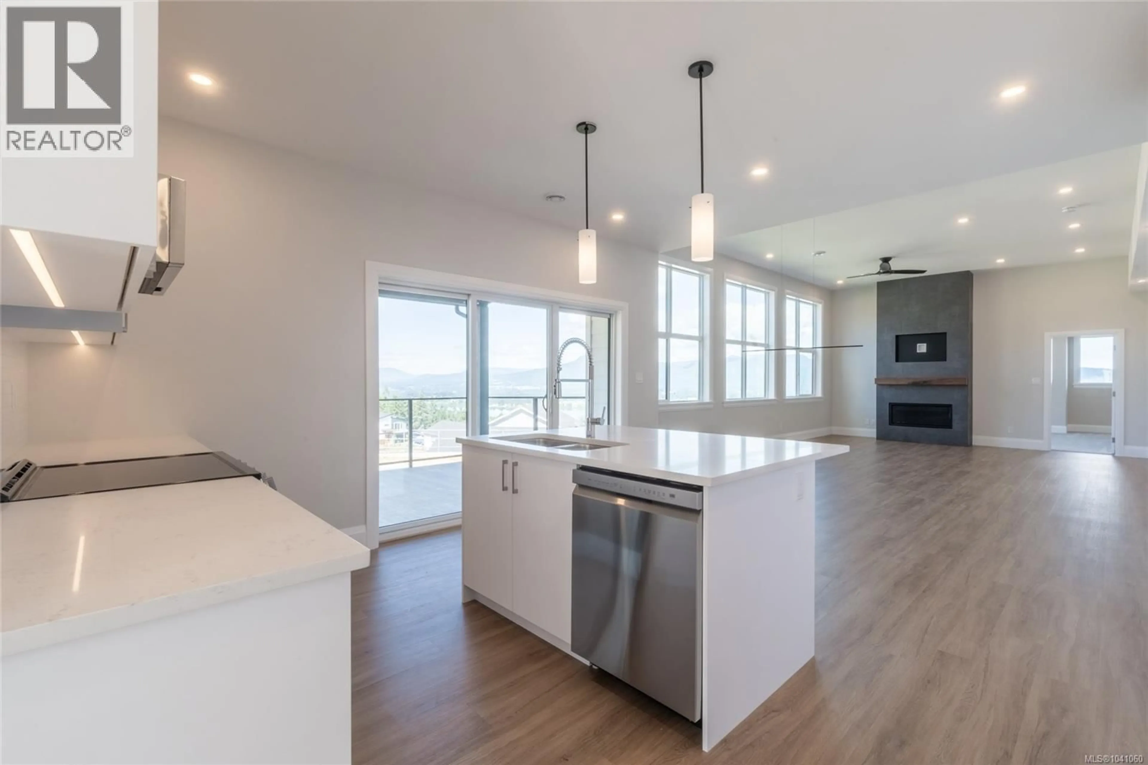 Open concept kitchen, unknown for 3227 WOODRUSH DRIVE, Duncan British Columbia V9L0J9