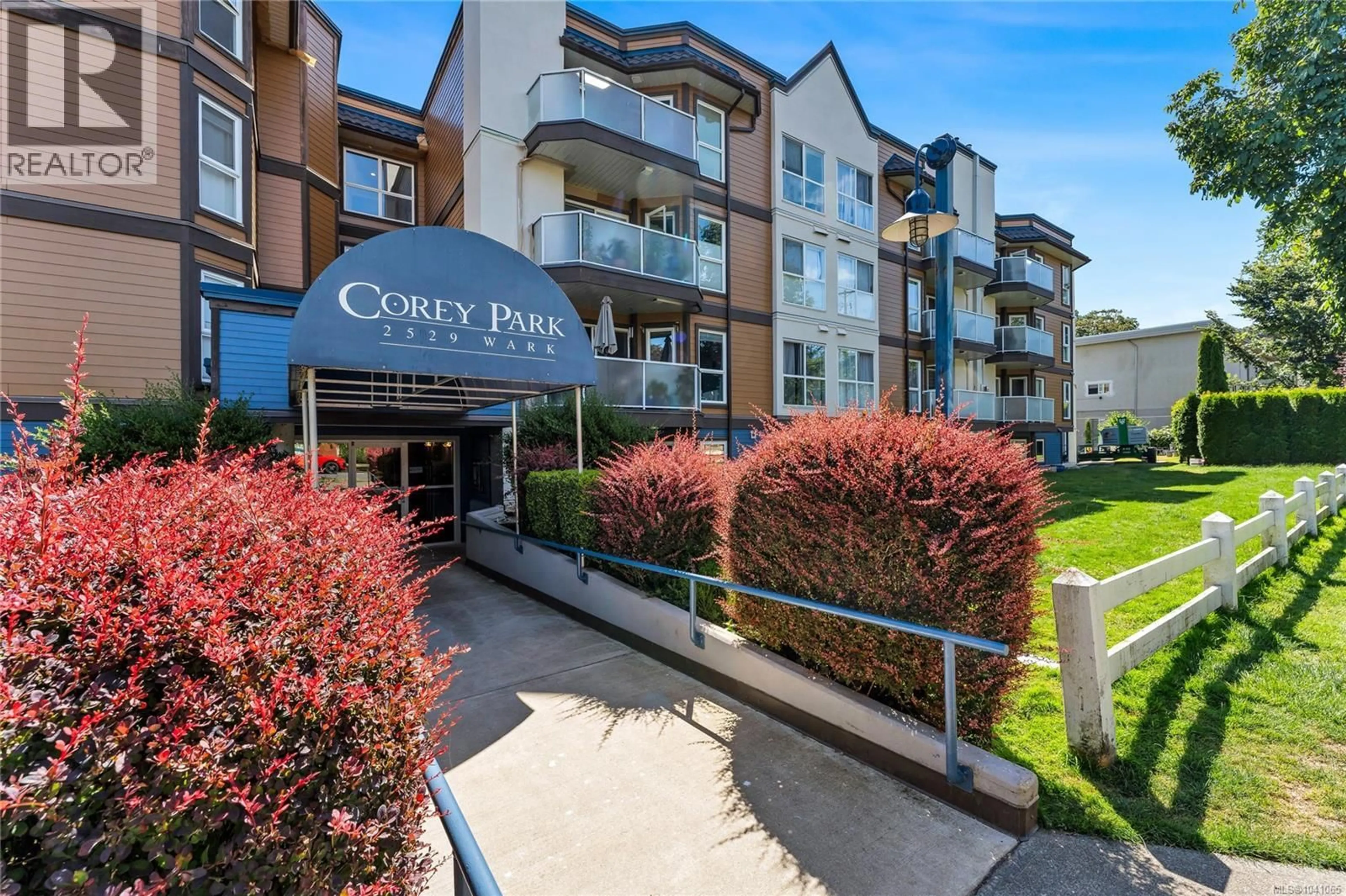 Unknown for 409 - 2529 WARK STREET, Victoria British Columbia V8T5G6