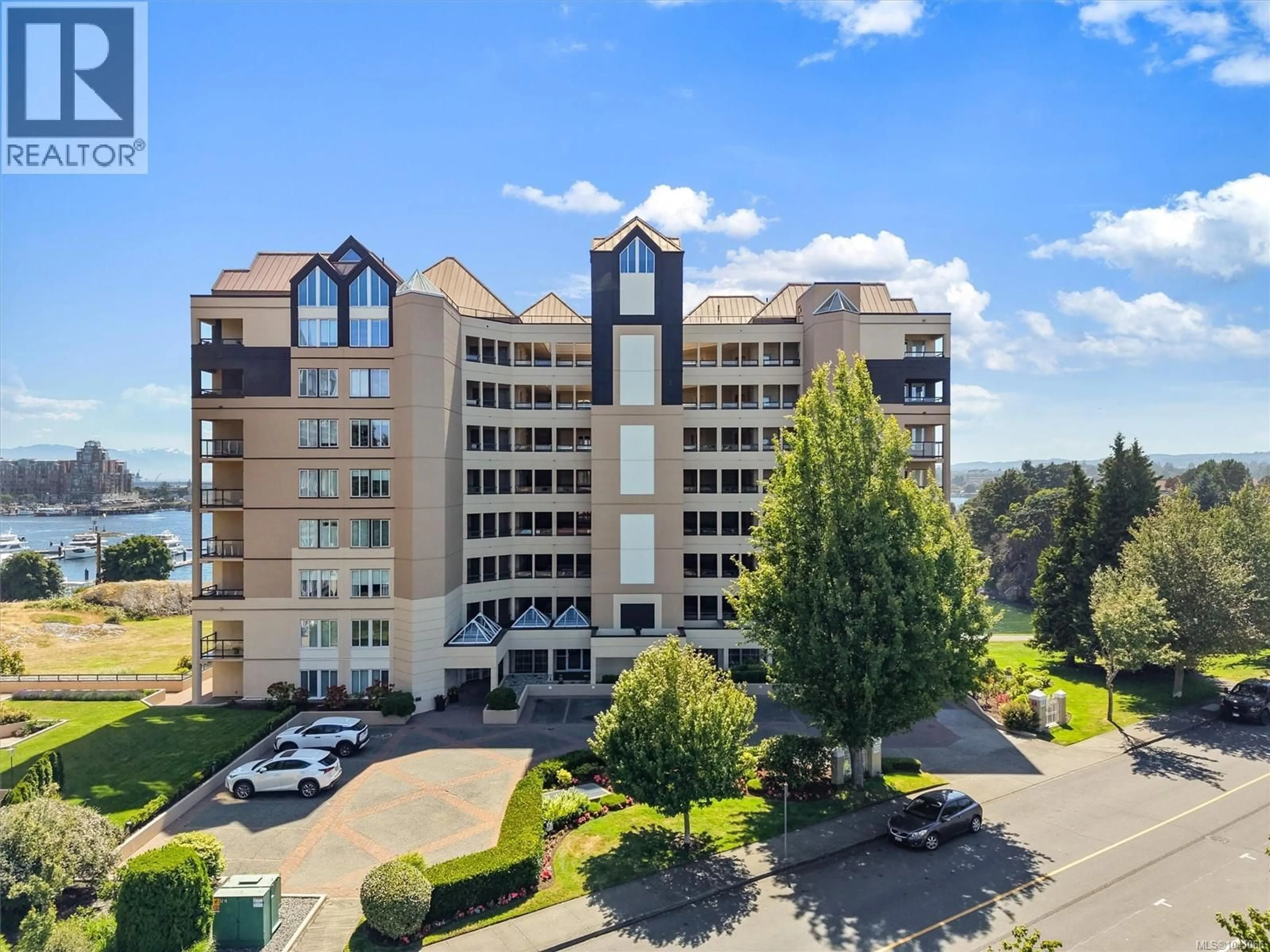 A pic from outside/outdoor area/front of a property/back of a property/a pic from drone, building for 103 - 205 KIMTA ROAD, Victoria British Columbia V9A6T5