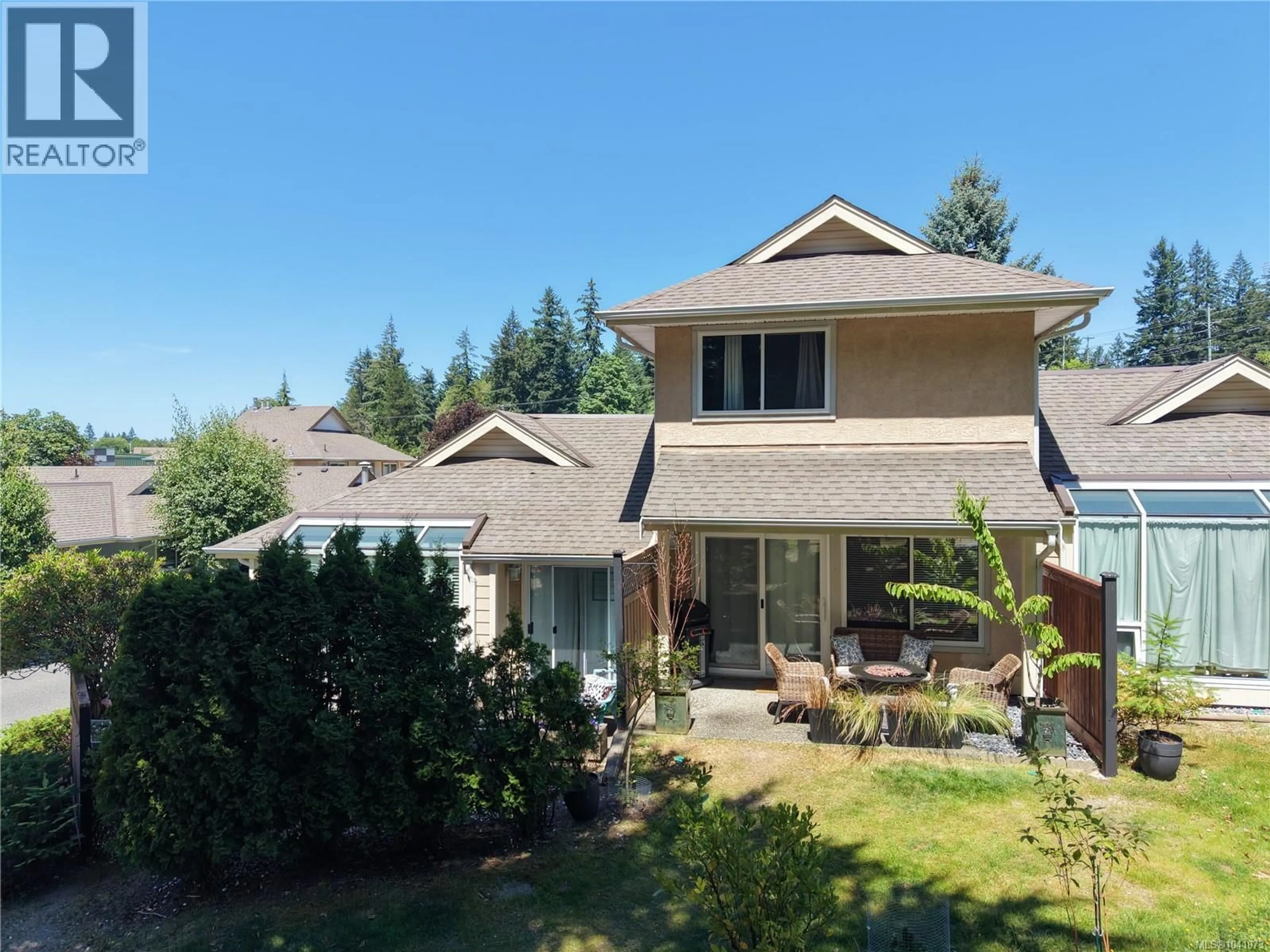 A pic from outside/outdoor area/front of a property/back of a property/a pic from drone, unknown for 6066 LIONEL CRESCENT, Nanaimo British Columbia V9T6E7