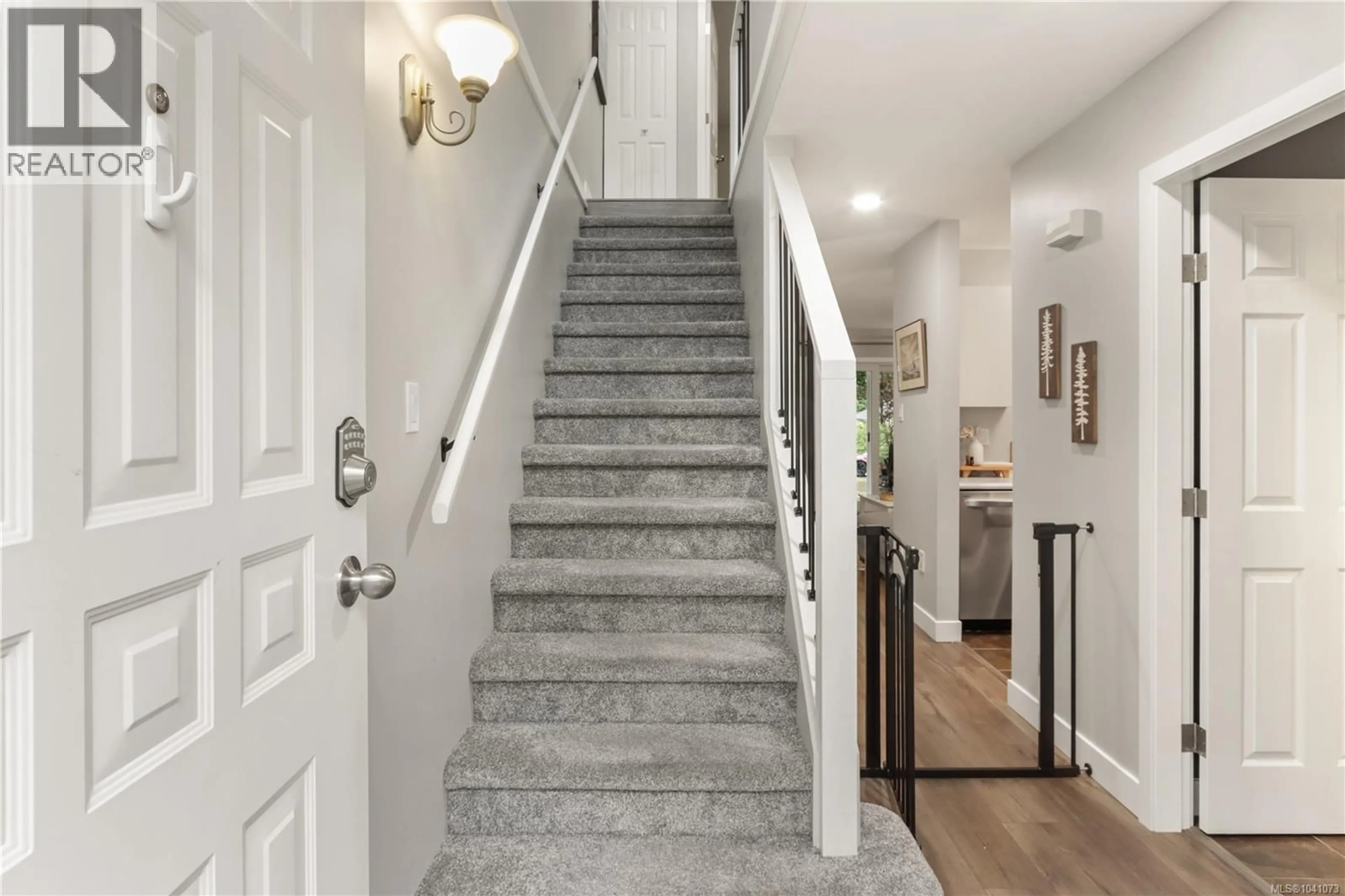 Stairs for 6066 LIONEL CRESCENT, Nanaimo British Columbia V9T6E7