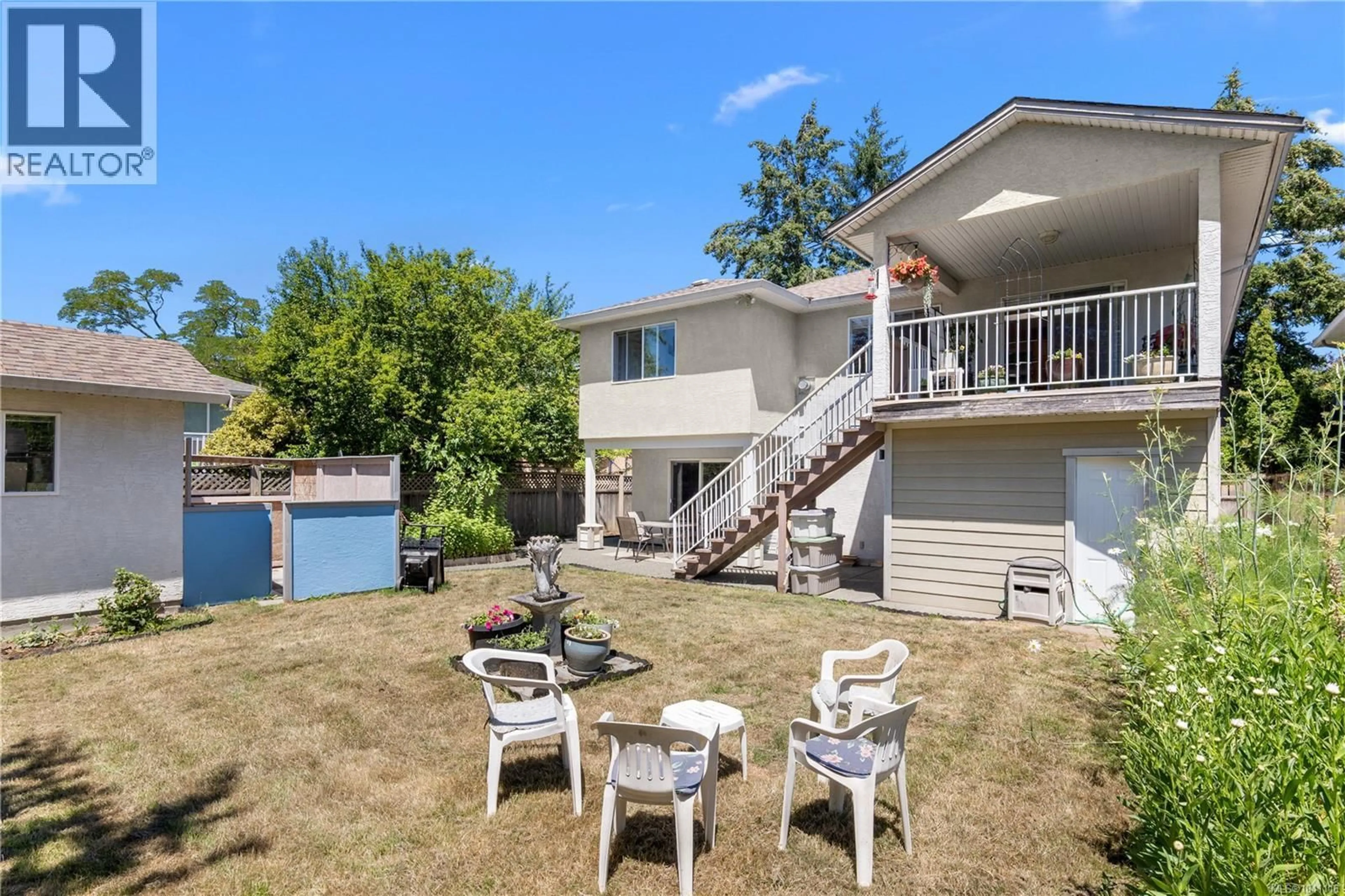 Patio, water/lake/river/ocean view for 1615 AGNEW AVENUE, Saanich British Columbia V8N6K6