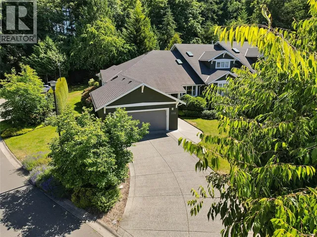 770 HILL RISE LANE, Saanich 2