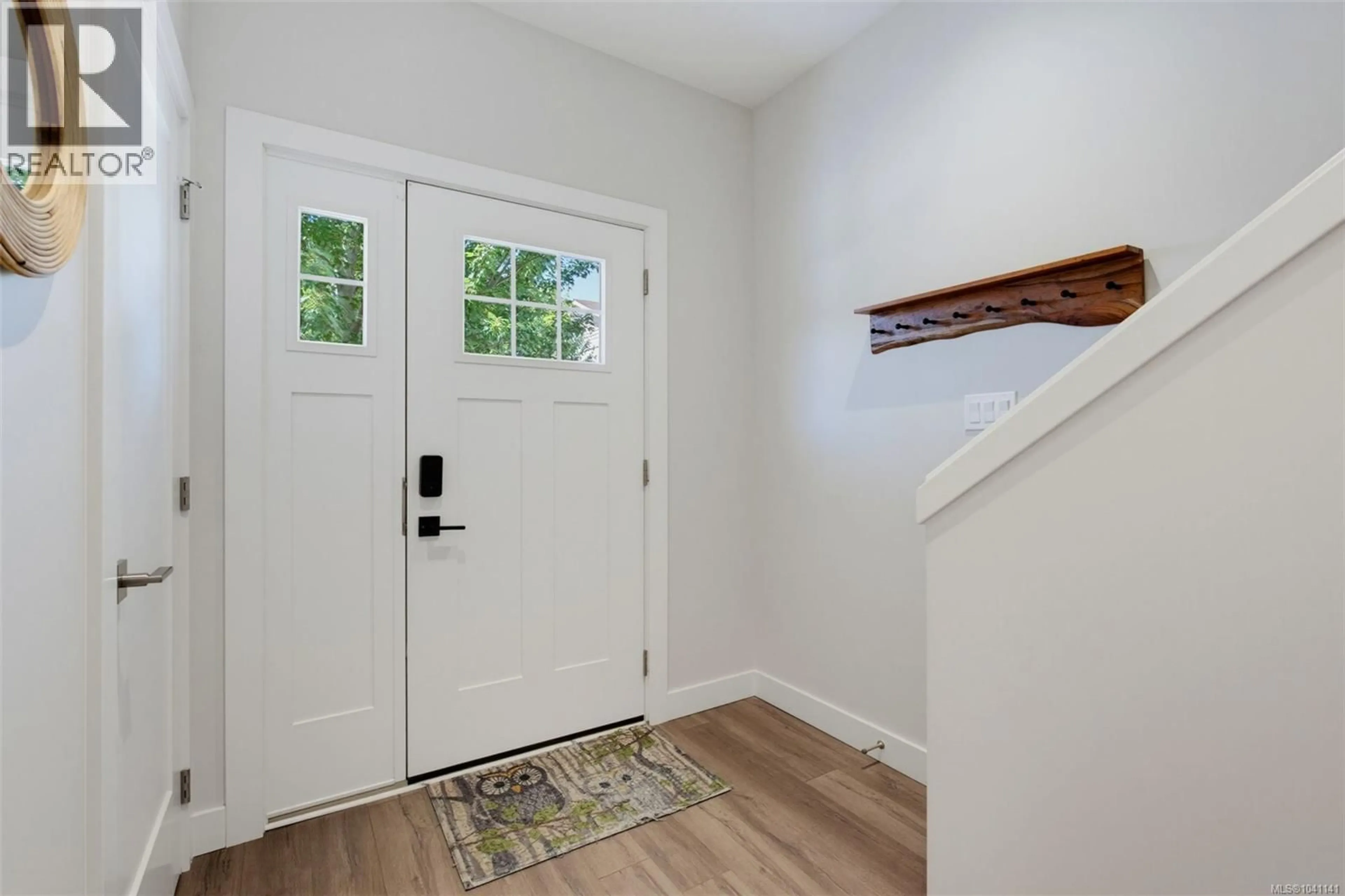 Indoor entryway for 106 - 6717 AYRE ROAD, Sooke British Columbia V9Z0H1