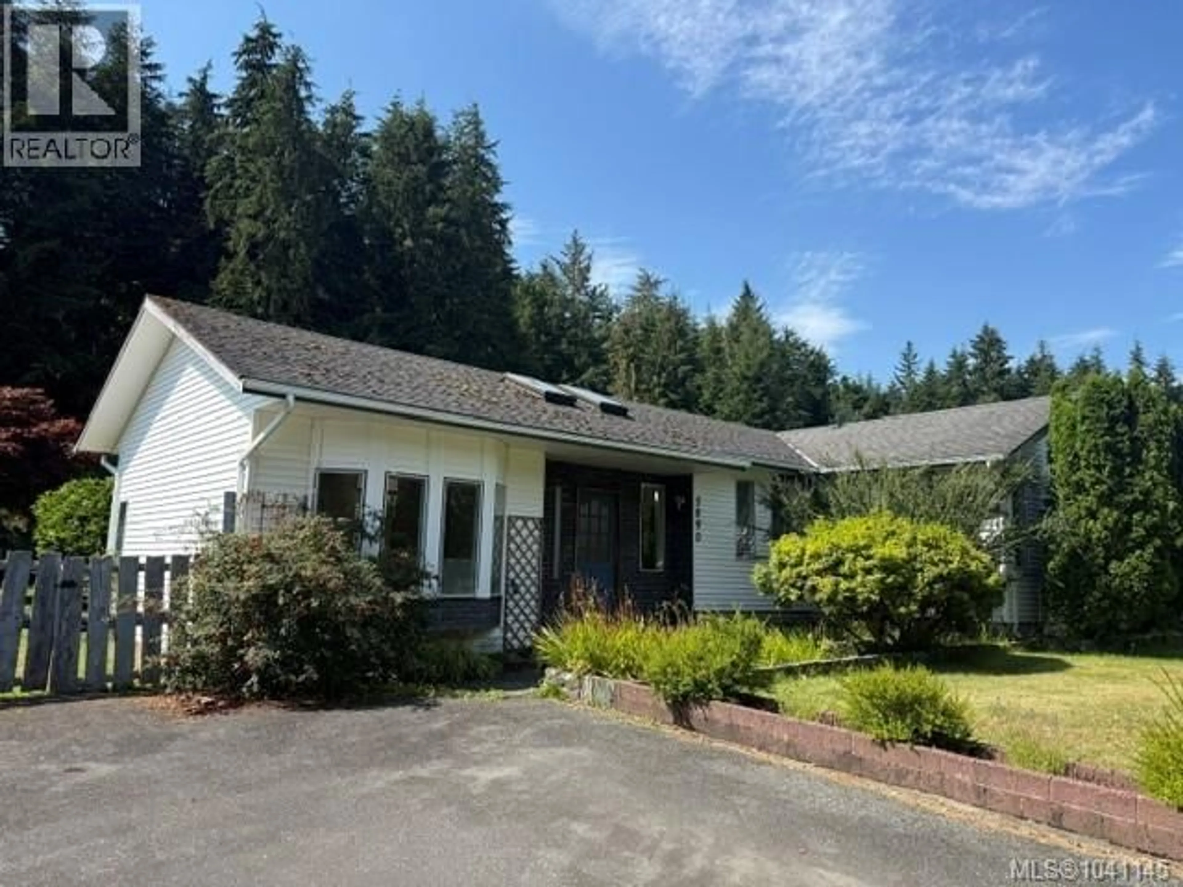 A pic from outside/outdoor area/front of a property/back of a property/a pic from drone, unknown for 5890 BEAVER HARBOUR ROAD, Port Hardy British Columbia V0N2P0