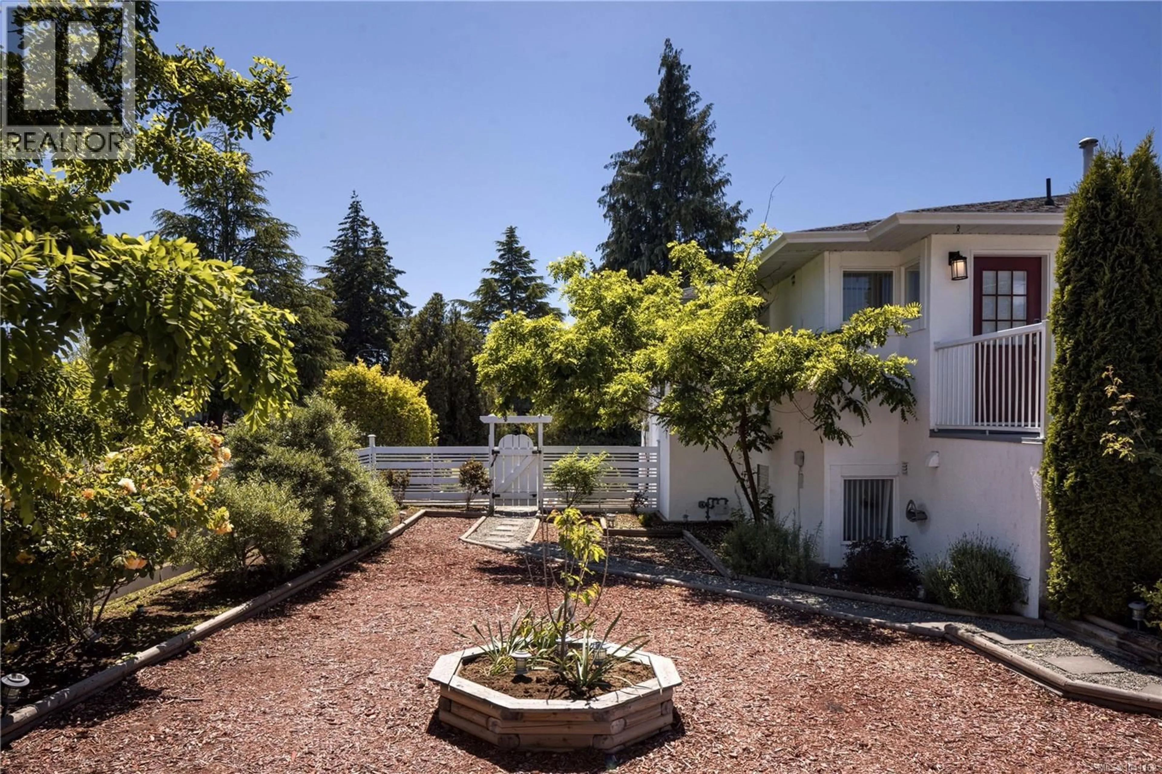 Unknown for 1843 FELTHAM ROAD, Saanich British Columbia V8N2A4