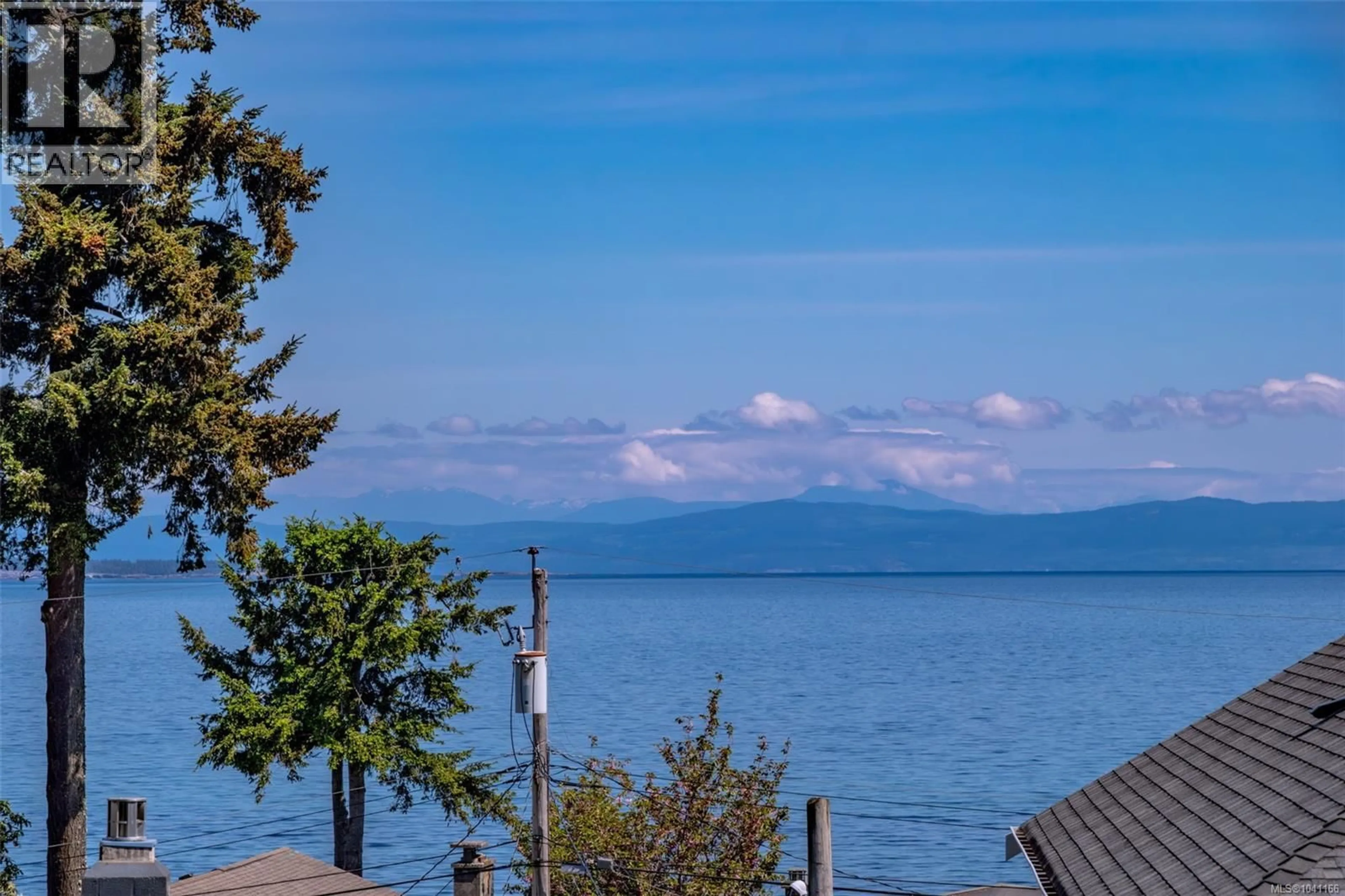 A pic from outside/outdoor area/front of a property/back of a property/a pic from drone, water/lake/river/ocean view for 4301 EVA ROAD, Bowser British Columbia V0R1G0