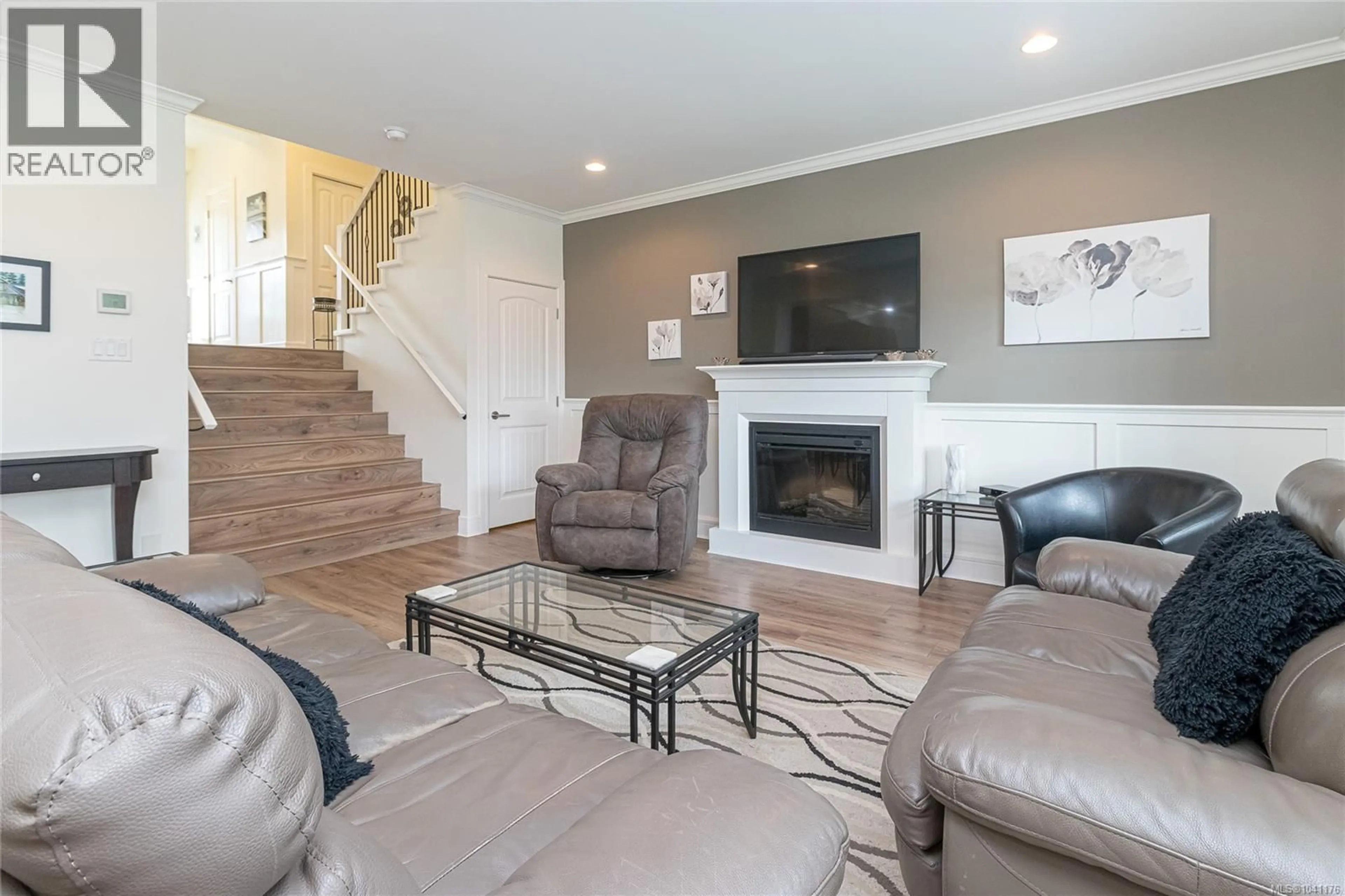 Living room with furniture, unknown for 1166 BOMBARDIER CRESCENT, Langford British Columbia V9B0R2