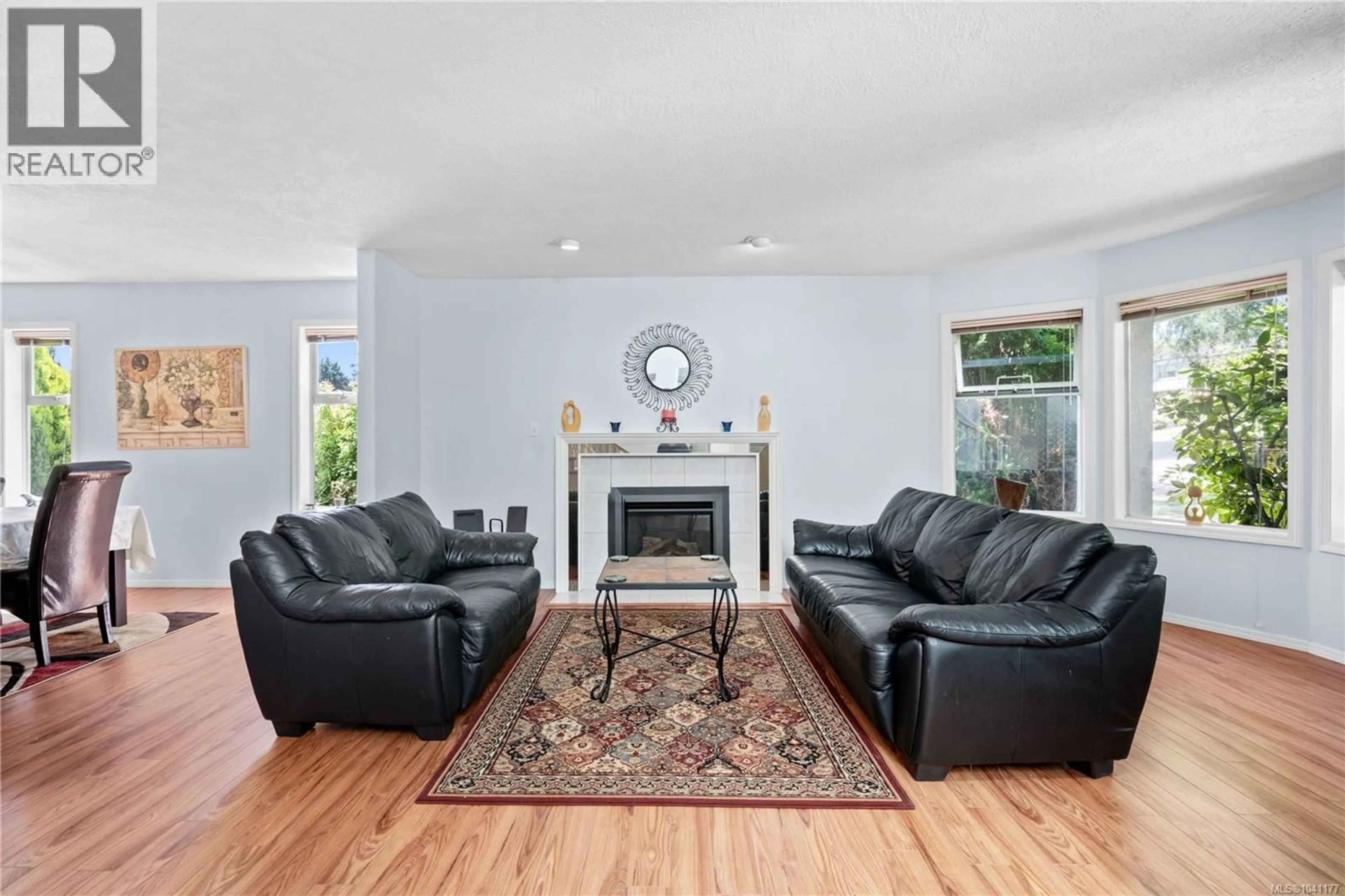 Unknown for 4239 ARBORDALE COURT, Saanich British Columbia V8N6K1