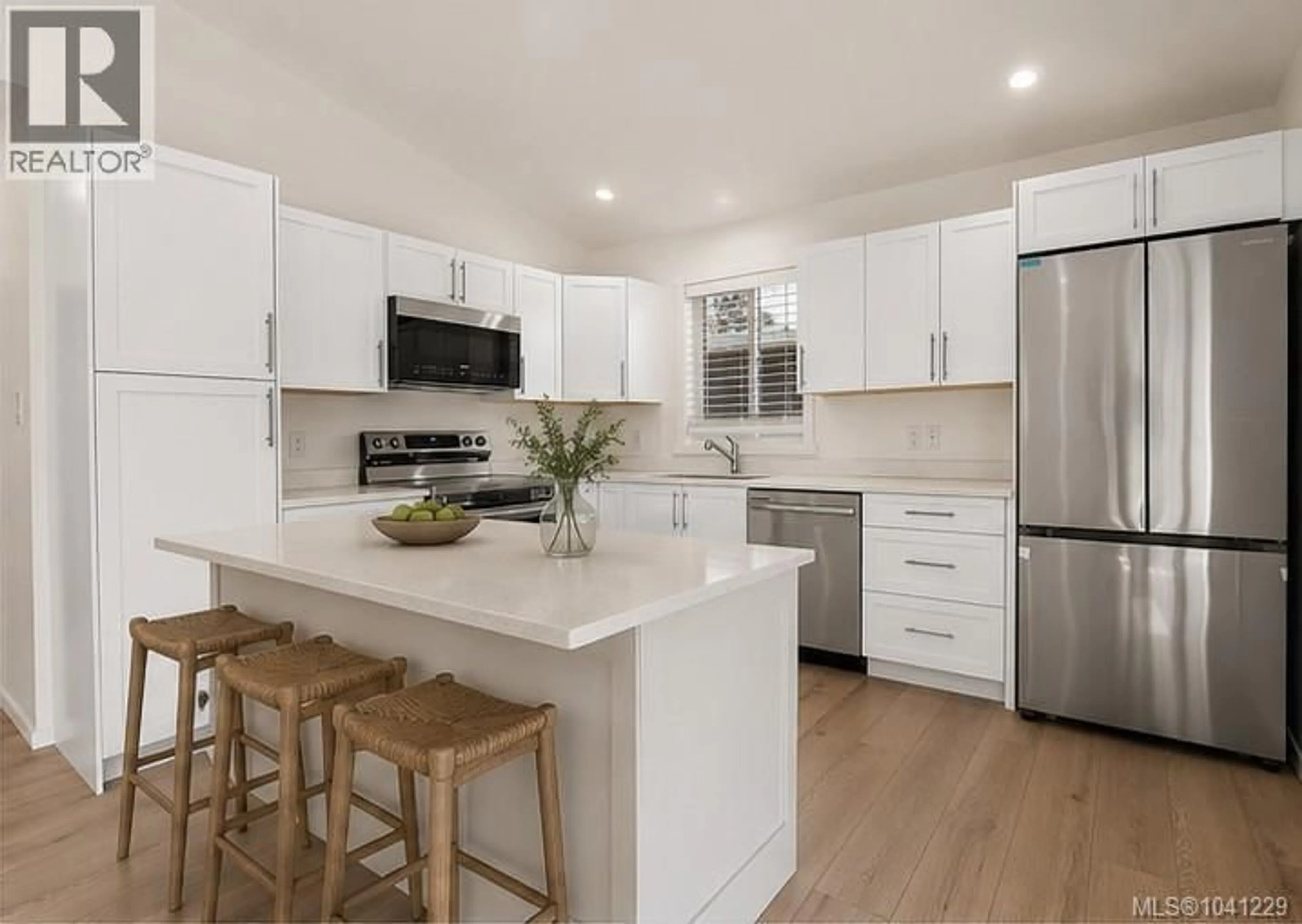 Open concept kitchen, unknown for 42 - 7650 QWUC CHUS LANE, Central Saanich British Columbia V8M0B4