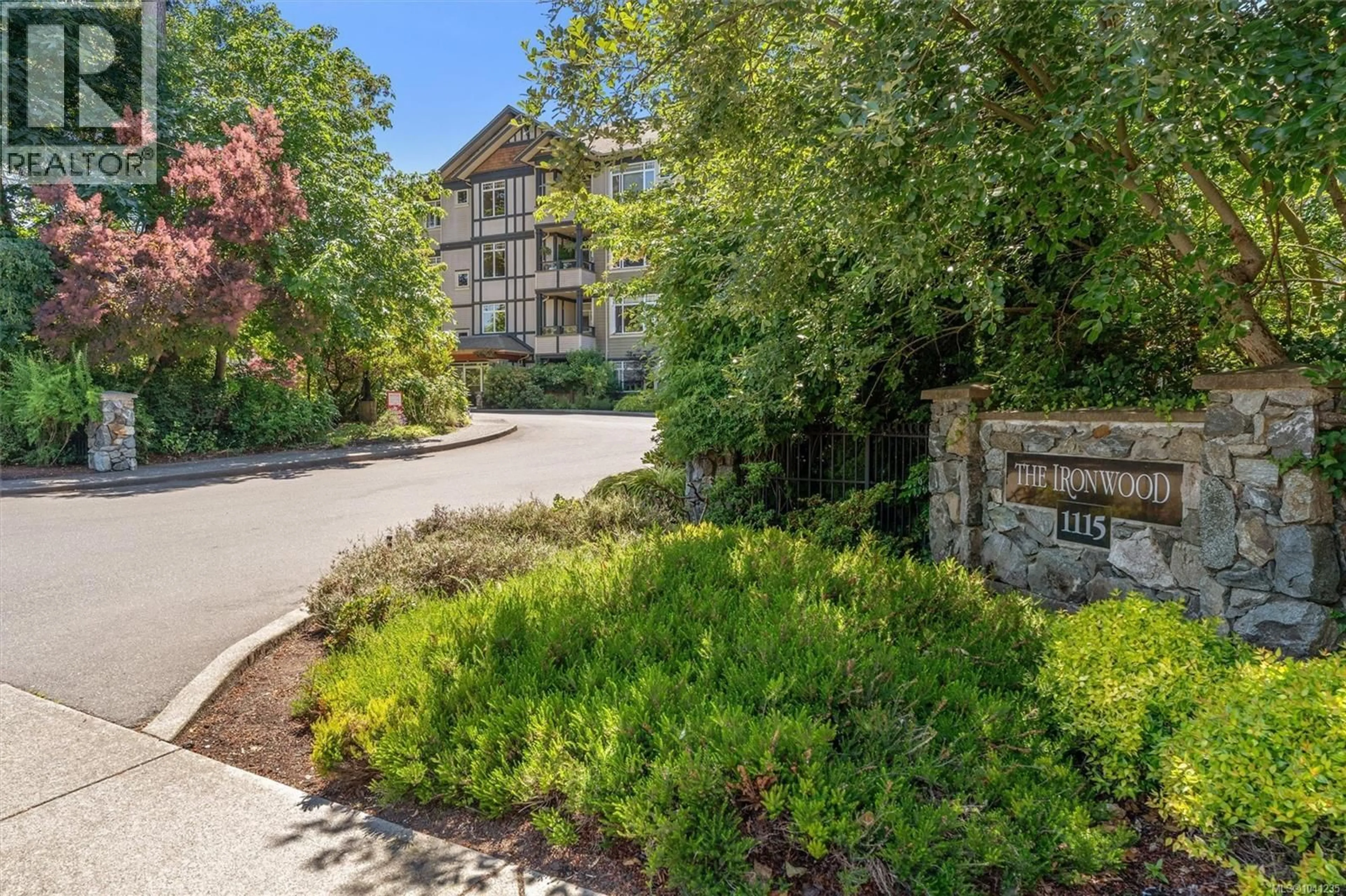 Unknown for 203C - 1115 CRAIGFLOWER ROAD, Esquimalt British Columbia V9A7R1