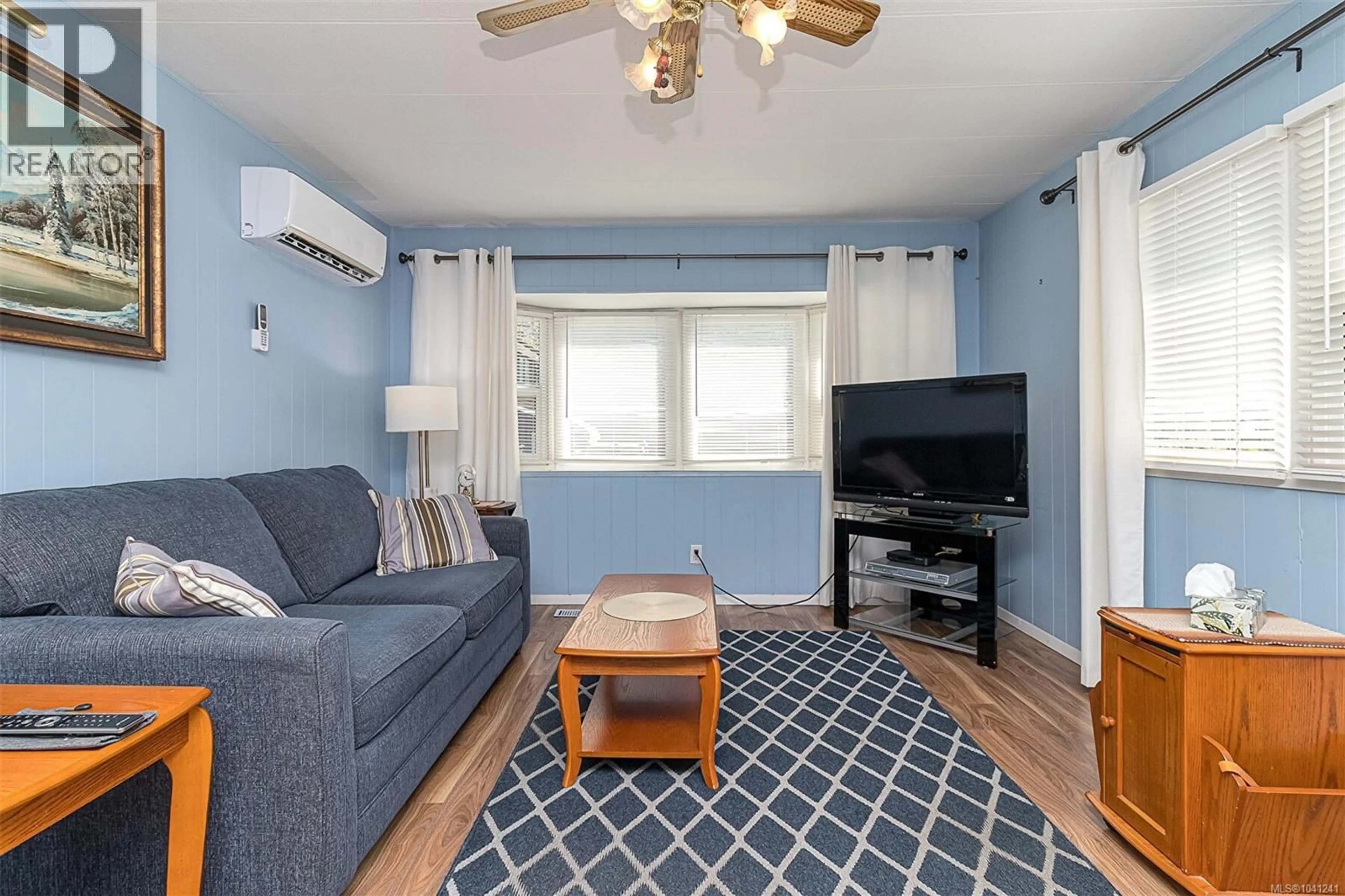 Living room with furniture, unknown for 26 - 2807 SOOKE LAKE ROAD, Langford British Columbia V9B4P9