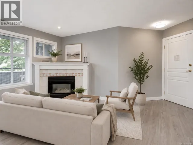 203 - 1580 CHRISTMAS AVENUE, Saanich 2