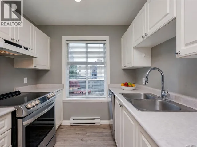 203 - 1580 CHRISTMAS AVENUE, Saanich 5