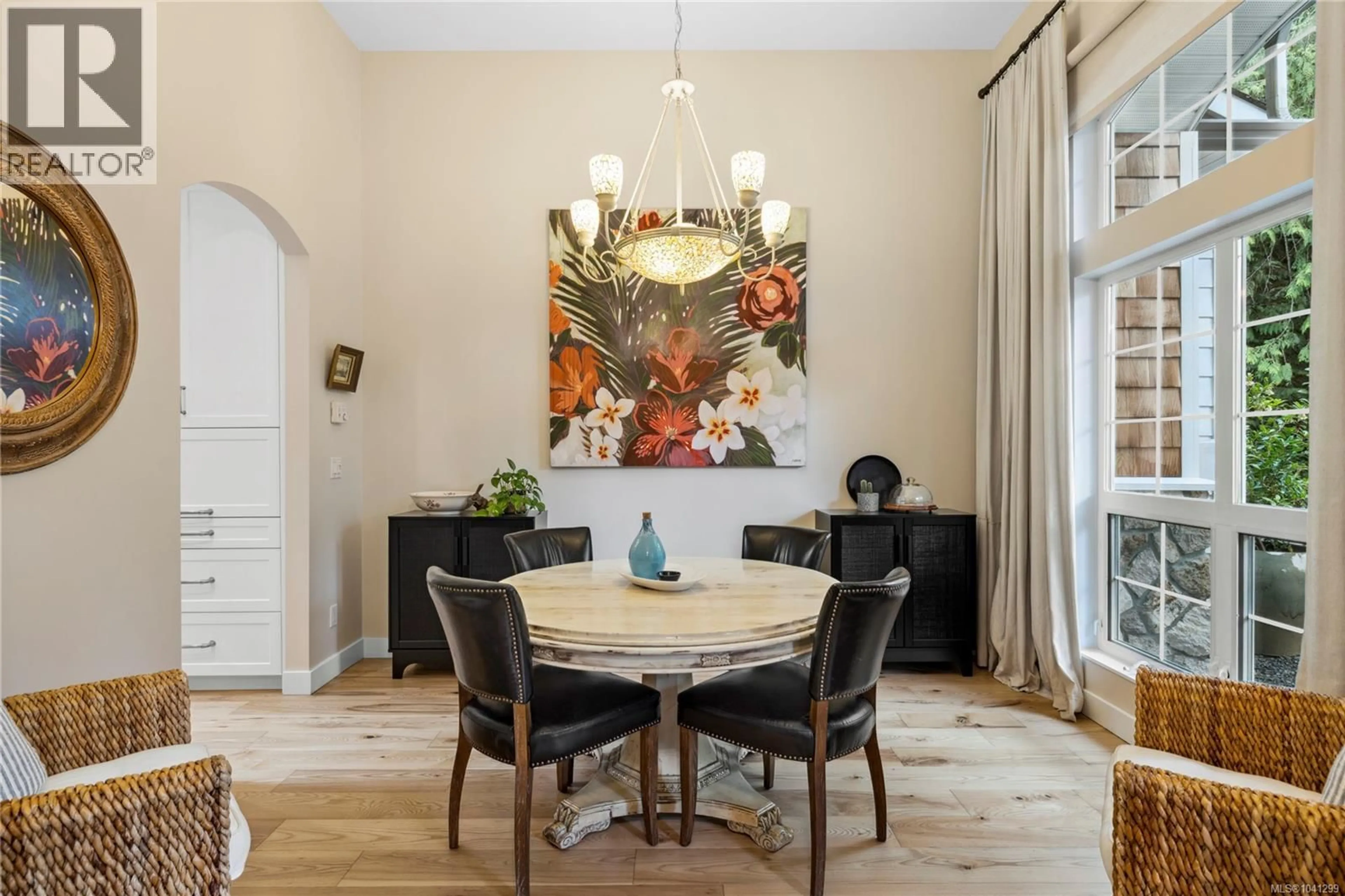 Dining room, unknown for 7190 HASE PLACE, Lantzville British Columbia V0R2H0