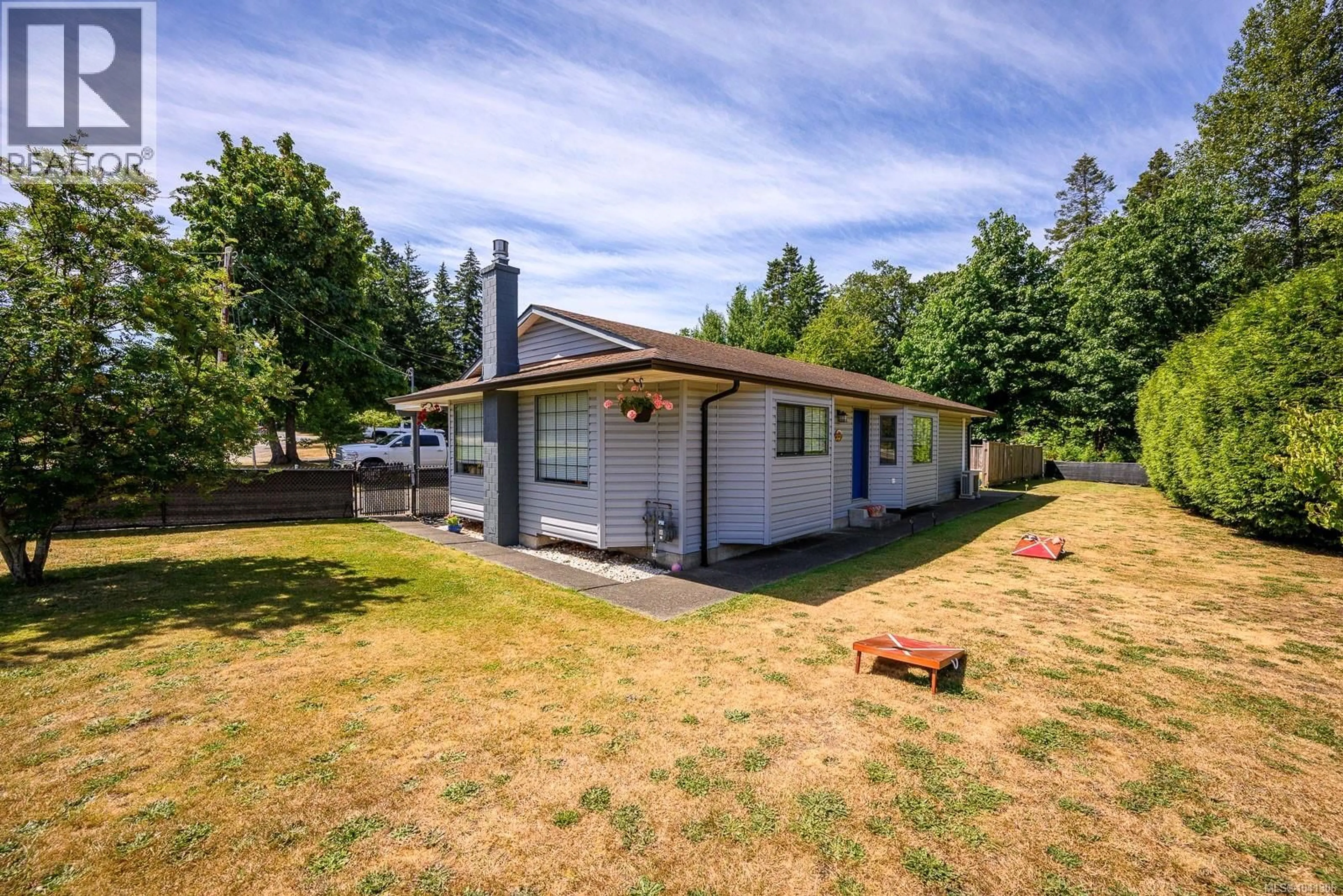 A pic from outside/outdoor area/front of a property/back of a property/a pic from drone, unknown for 4863 DUNDAS ROAD, Courtenay British Columbia V9N5Y2