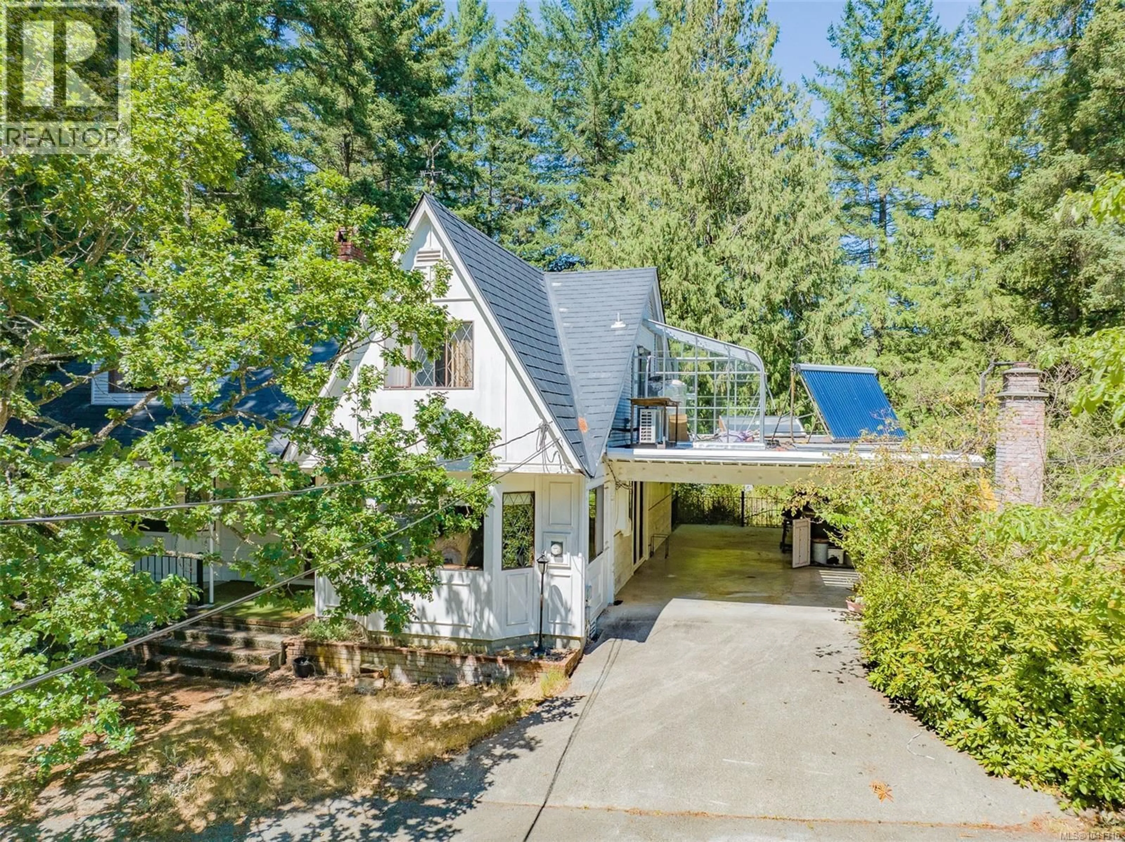 A pic from outside/outdoor area/front of a property/back of a property/a pic from drone, unknown for 2792 HOLDEN CORSO ROAD, Nanaimo British Columbia V9X1N5