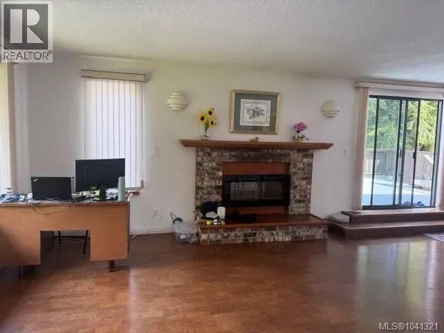 8335 CAMELOT ROAD, Port Hardy 5
