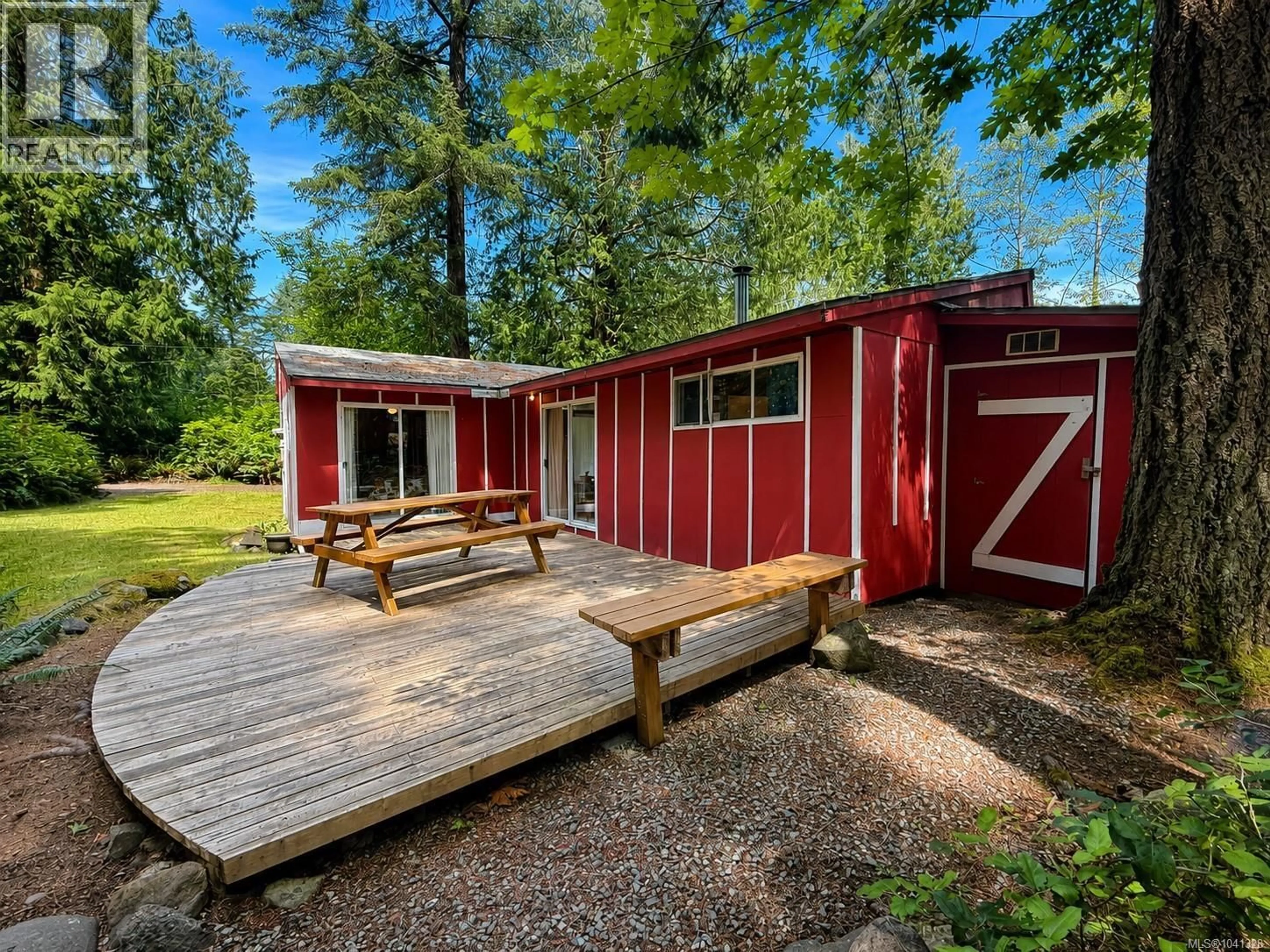Shed for 7775 CENTRAL ROAD, Hornby Island British Columbia V0R1Z0