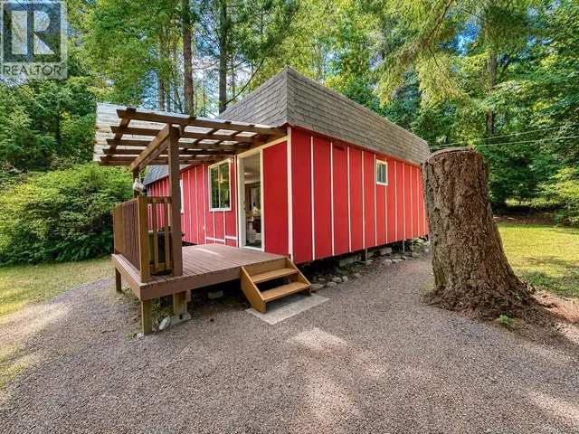 7775 CENTRAL ROAD, Hornby Island 3