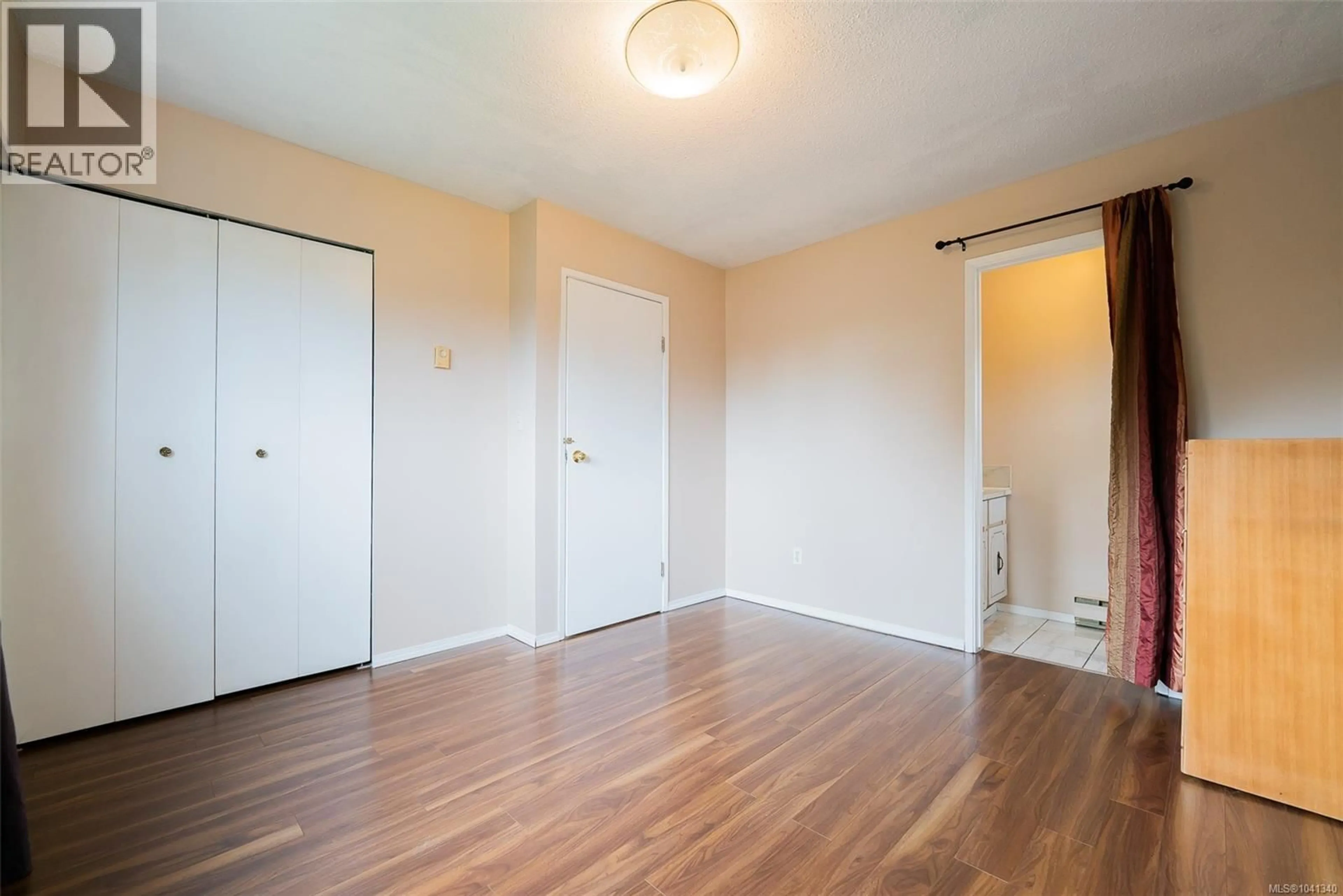 A pic of a room for 540 WAKESIAH AVENUE, Nanaimo British Columbia V9R3L1