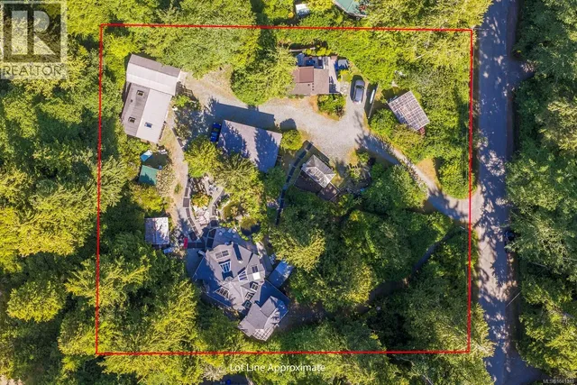 1364 CHESTERMAN BEACH ROAD, Tofino 3