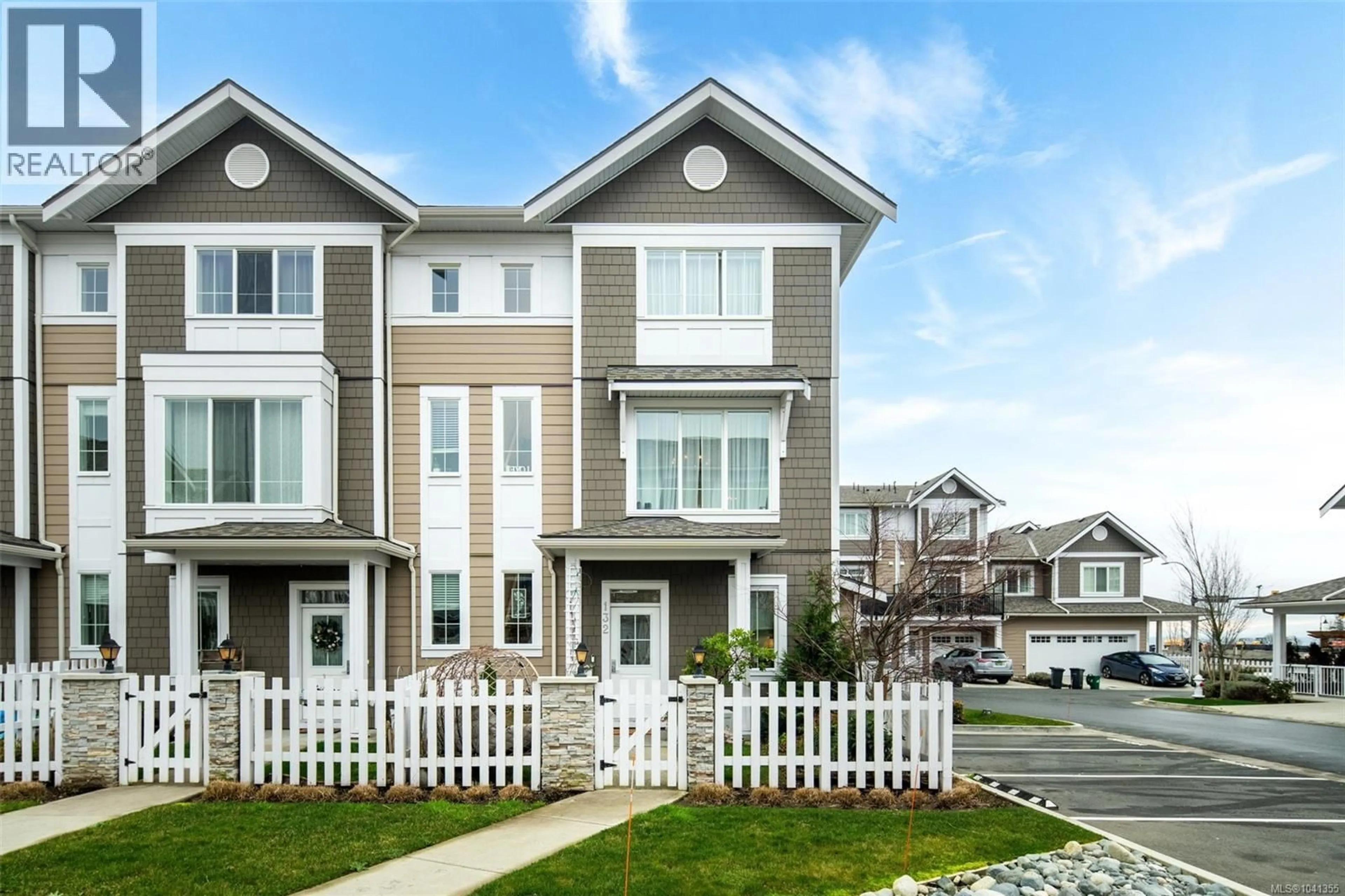 Home with vinyl exterior material, street for 132 - 3501 DUNLIN STREET, Colwood British Columbia V9C0P7