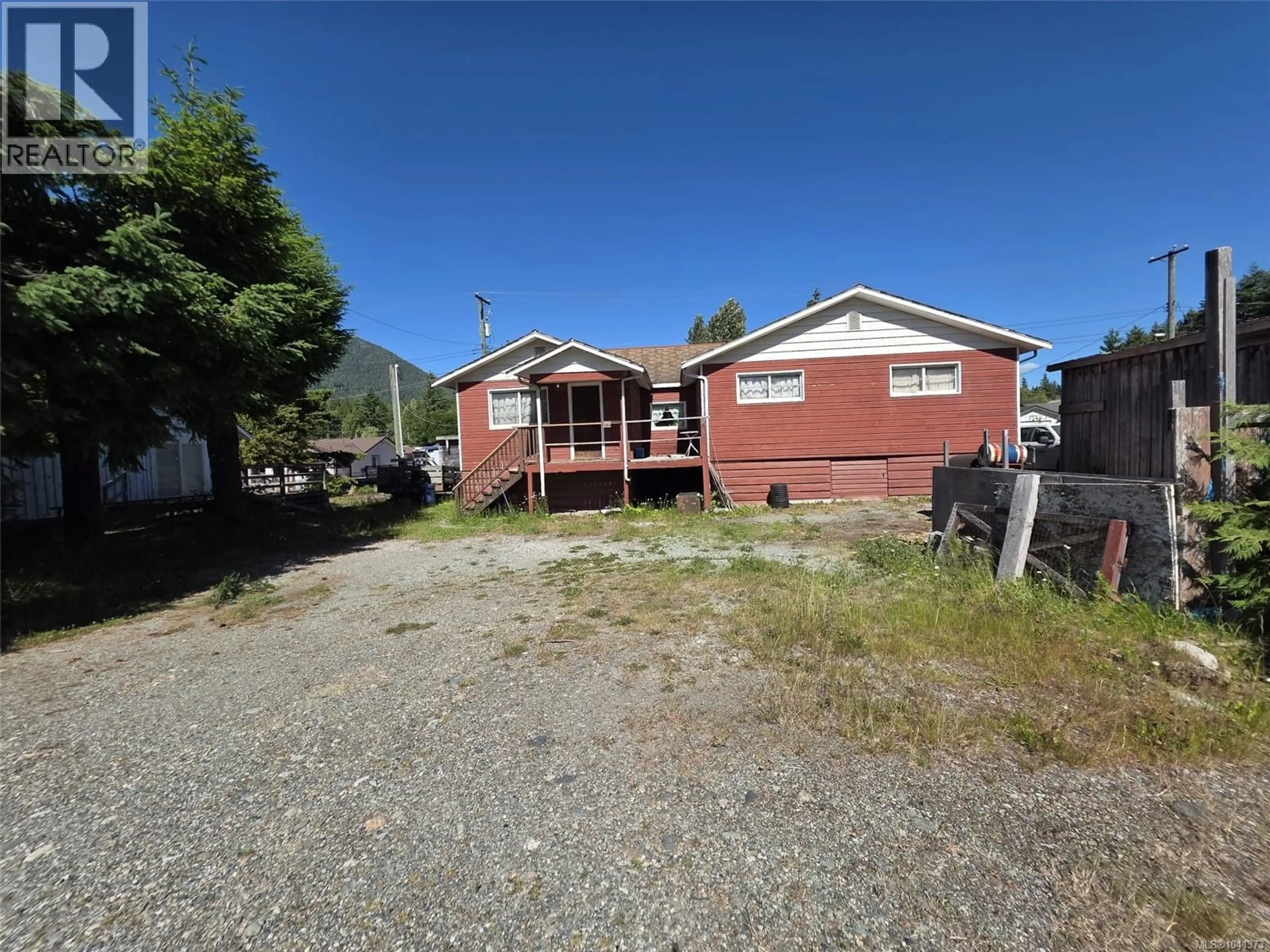 A pic from outside/outdoor area/front of a property/back of a property/a pic from drone, street for 62 KINMAN AVENUE, Woss British Columbia V0N3P0