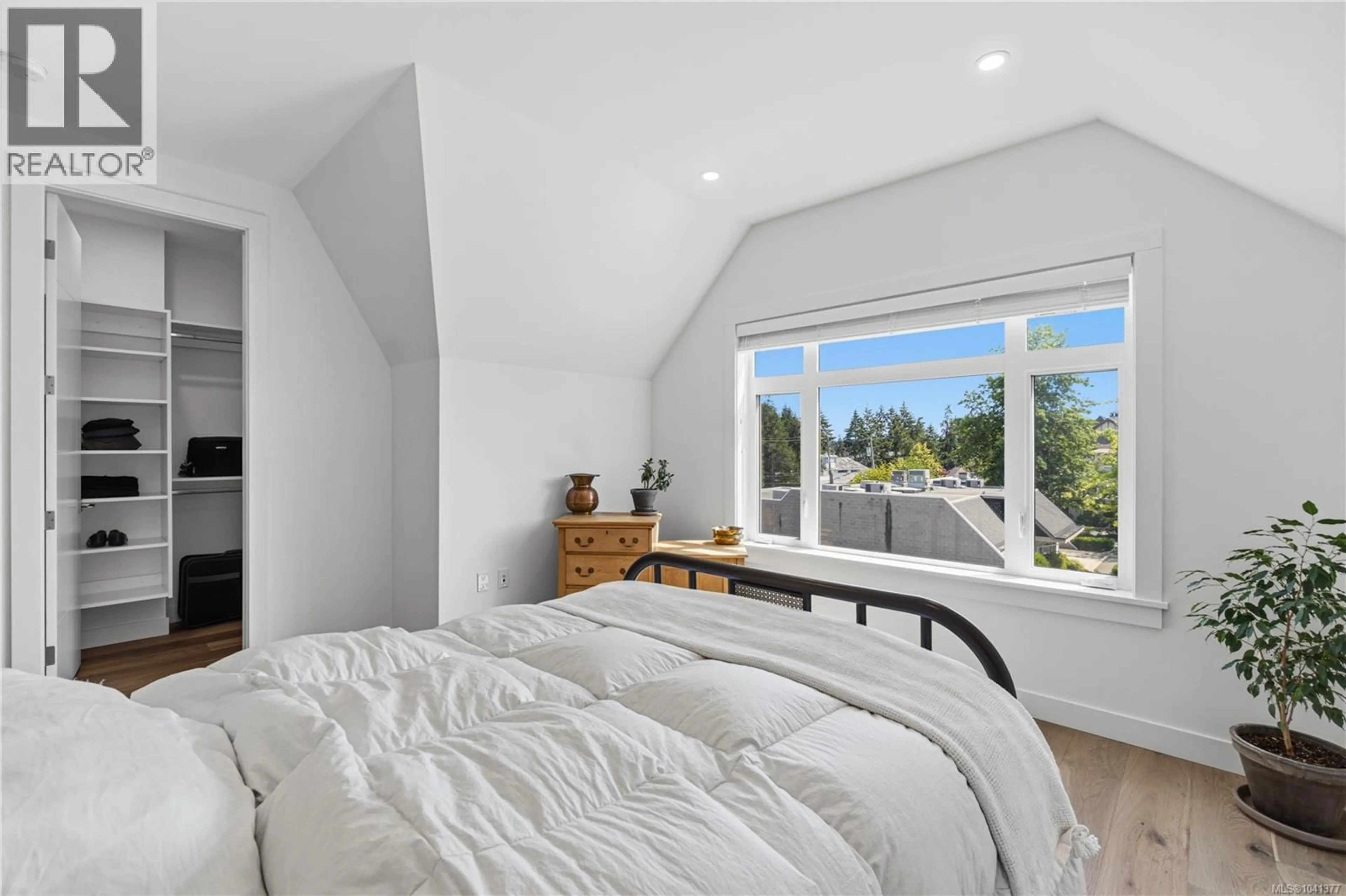 A pic of a room for 6 - 180 FIRST AVENUE WEST, Qualicum Beach British Columbia V9K1H1