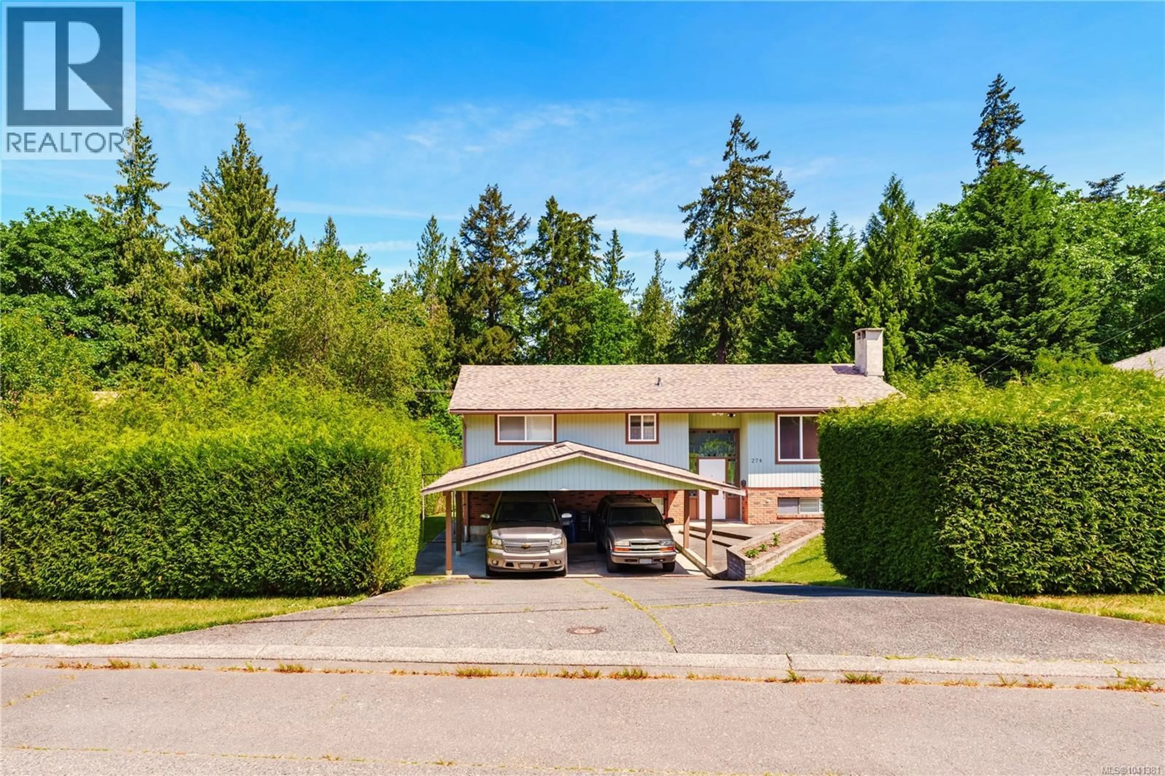 A pic from outside/outdoor area/front of a property/back of a property/a pic from drone, street for 274 EMERY WAY, Nanaimo British Columbia V9R5Z8