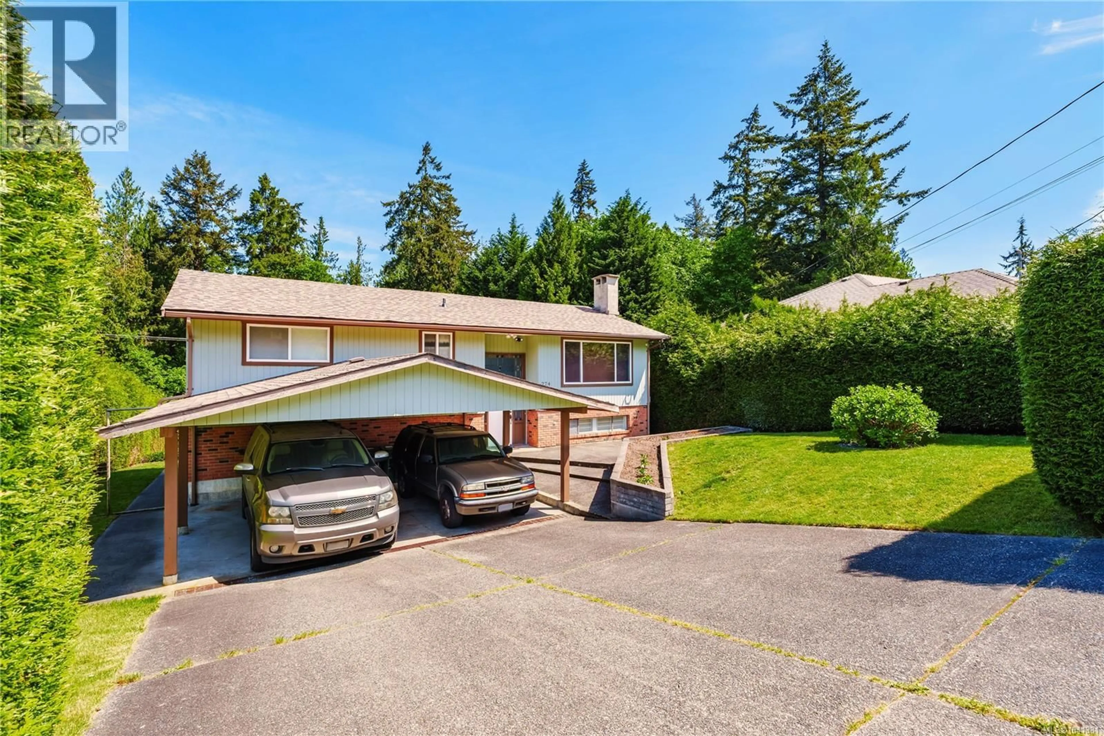 A pic from outside/outdoor area/front of a property/back of a property/a pic from drone, street for 274 EMERY WAY, Nanaimo British Columbia V9R5Z8