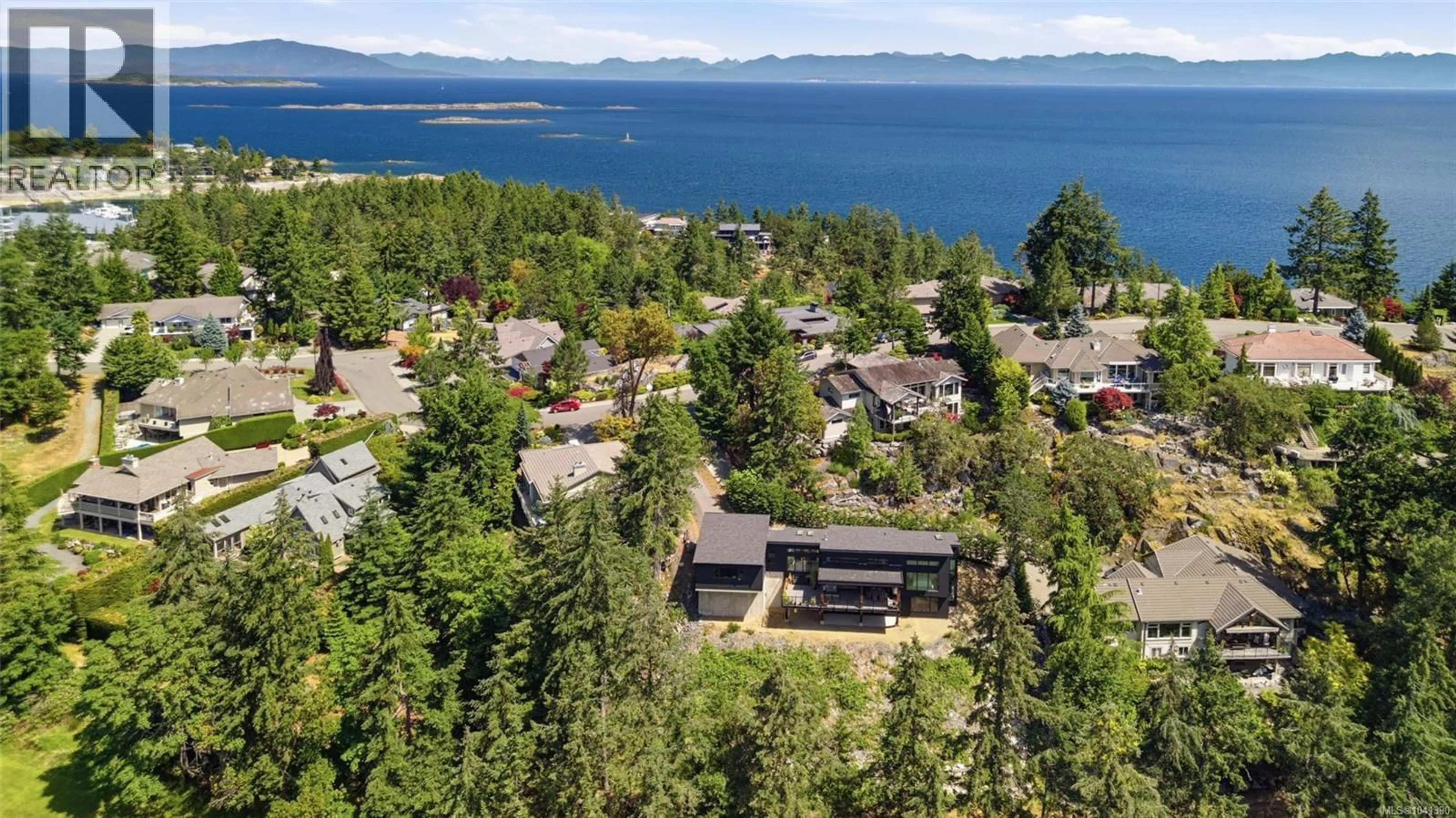 A pic from outside/outdoor area/front of a property/back of a property/a pic from drone, water/lake/river/ocean view for 3576 SHEFFIELD PLACE, Nanoose Bay British Columbia V9P9J8