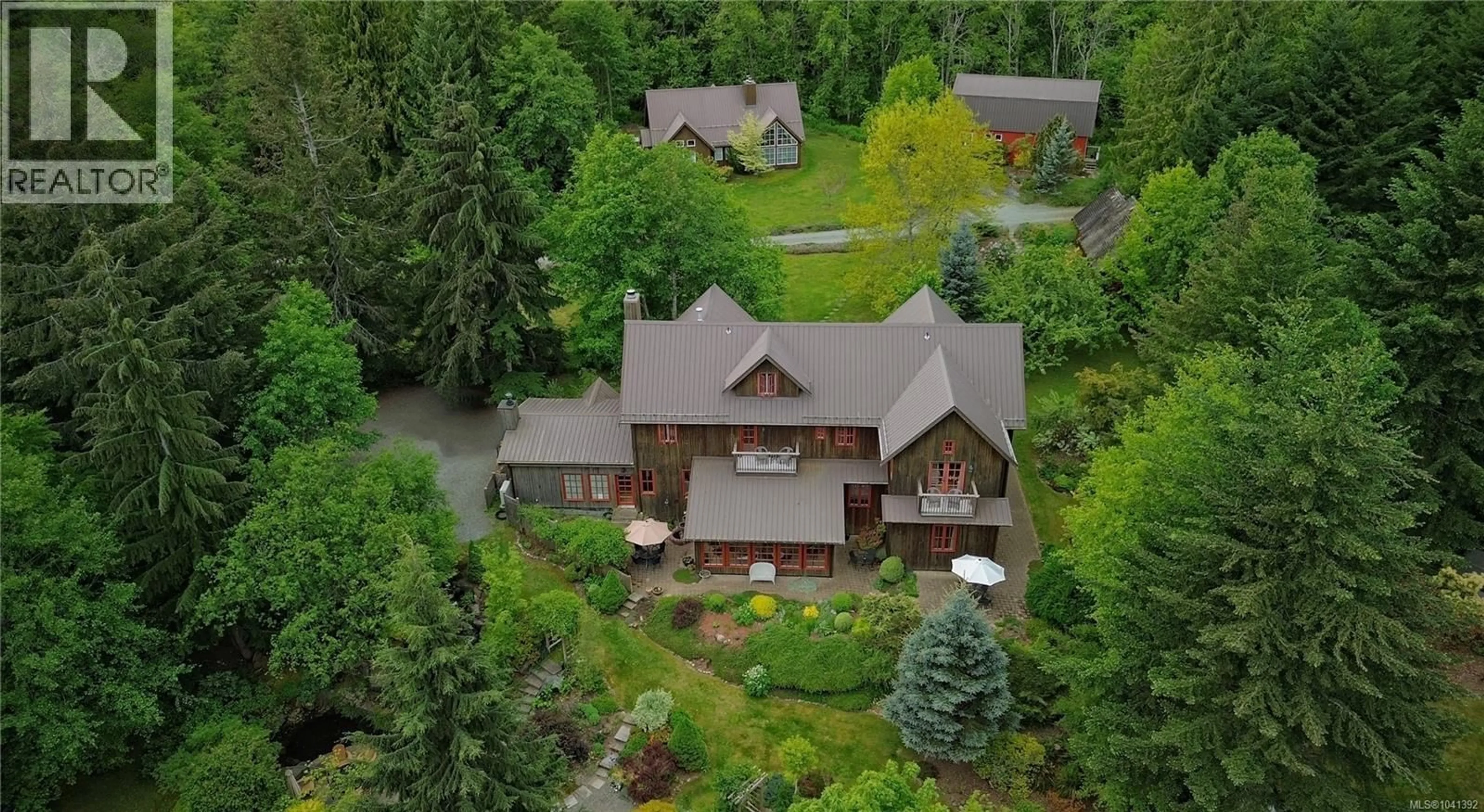 A pic from outside/outdoor area/front of a property/back of a property/a pic from drone, unknown for 169 ARMAND WAY, Salt Spring British Columbia V8K2B6