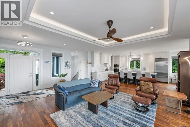 7420 THORNTON HEIGHTS, Sooke 5