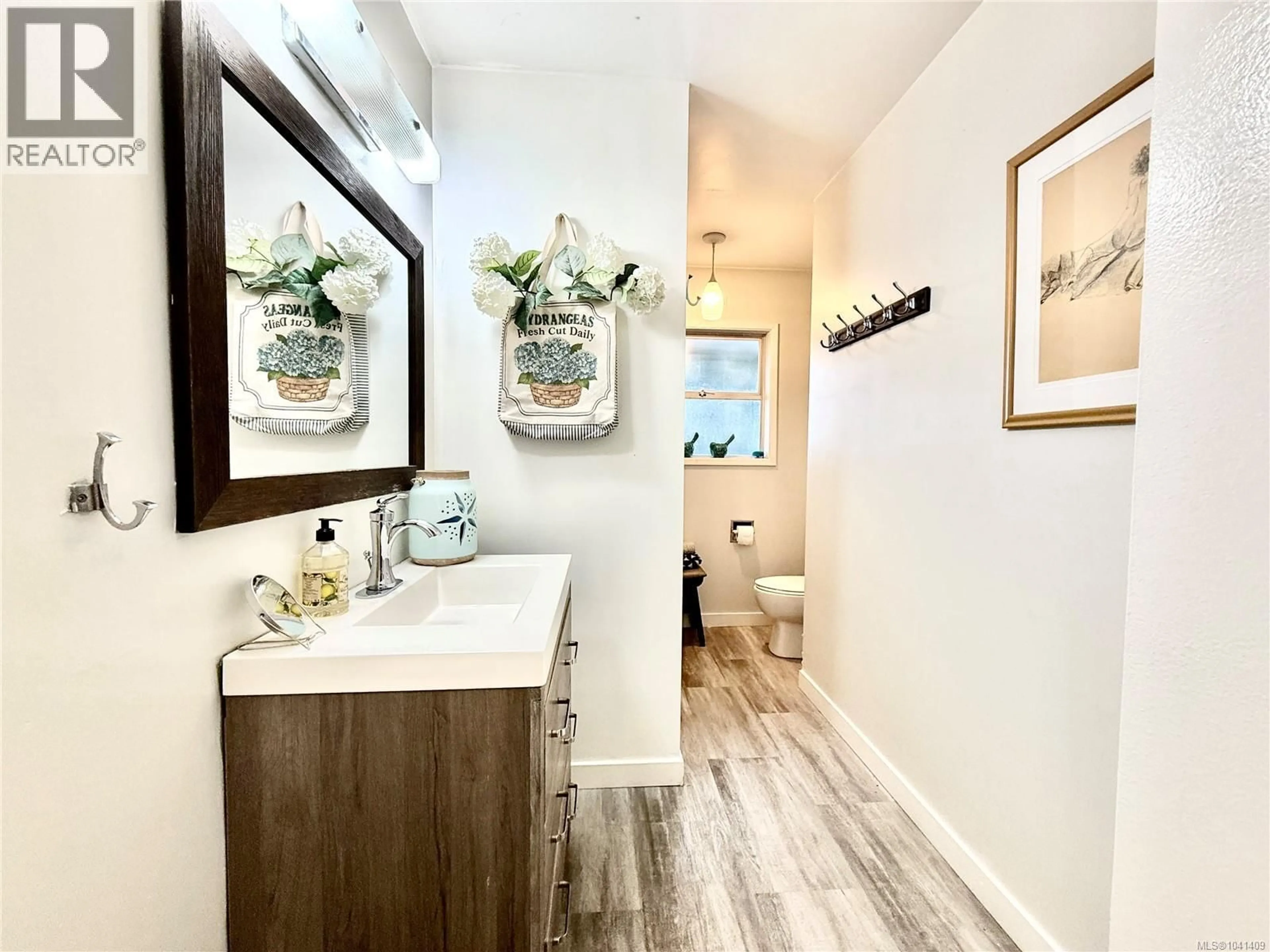 Contemporary bathroom, ceramic/tile floor for 2776 PENELOPE PLACE, Langford British Columbia V9B3K2