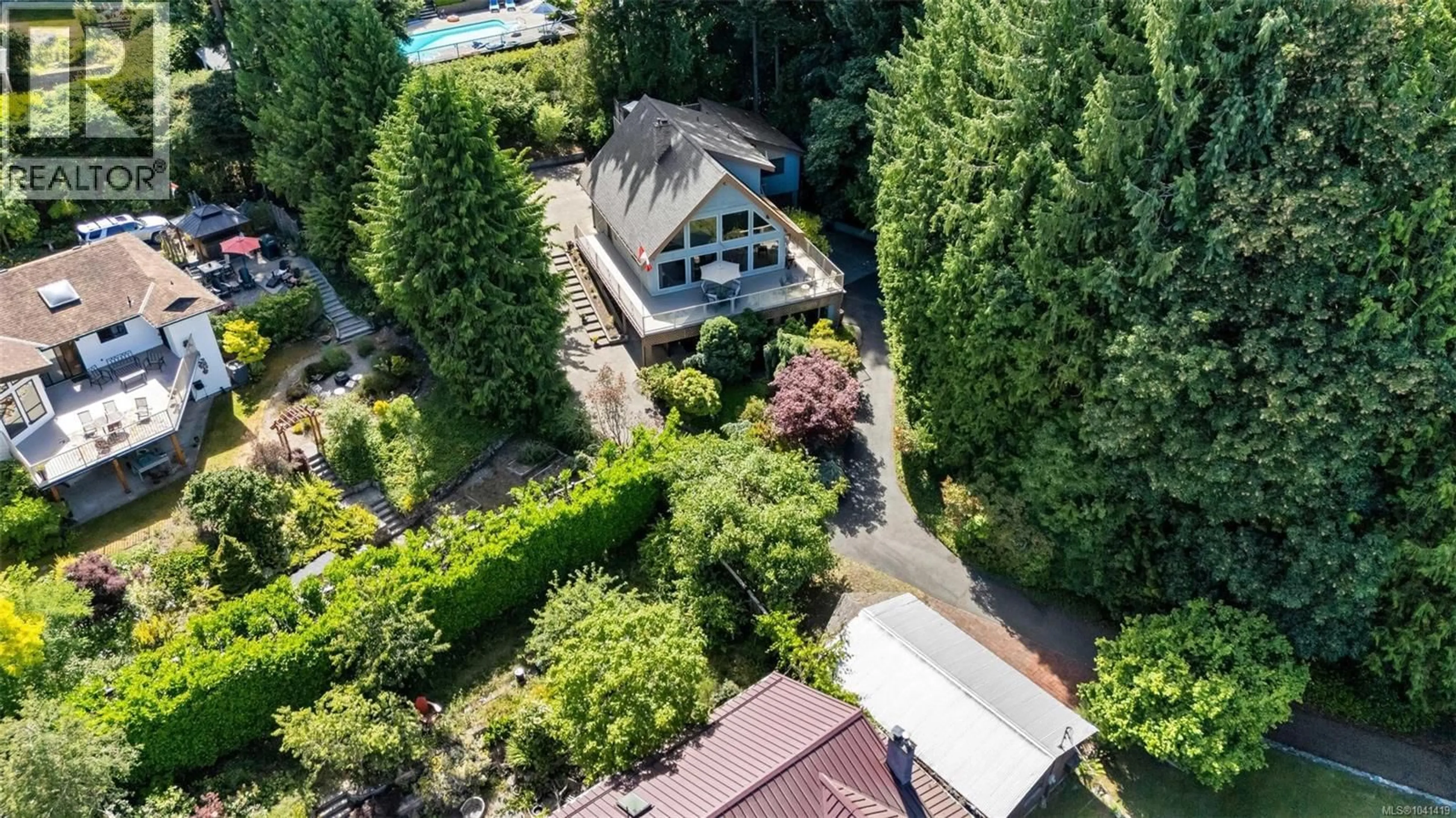 A pic from outside/outdoor area/front of a property/back of a property/a pic from drone, unknown for 2460 MILL BAY ROAD, Mill Bay British Columbia V0R2P0